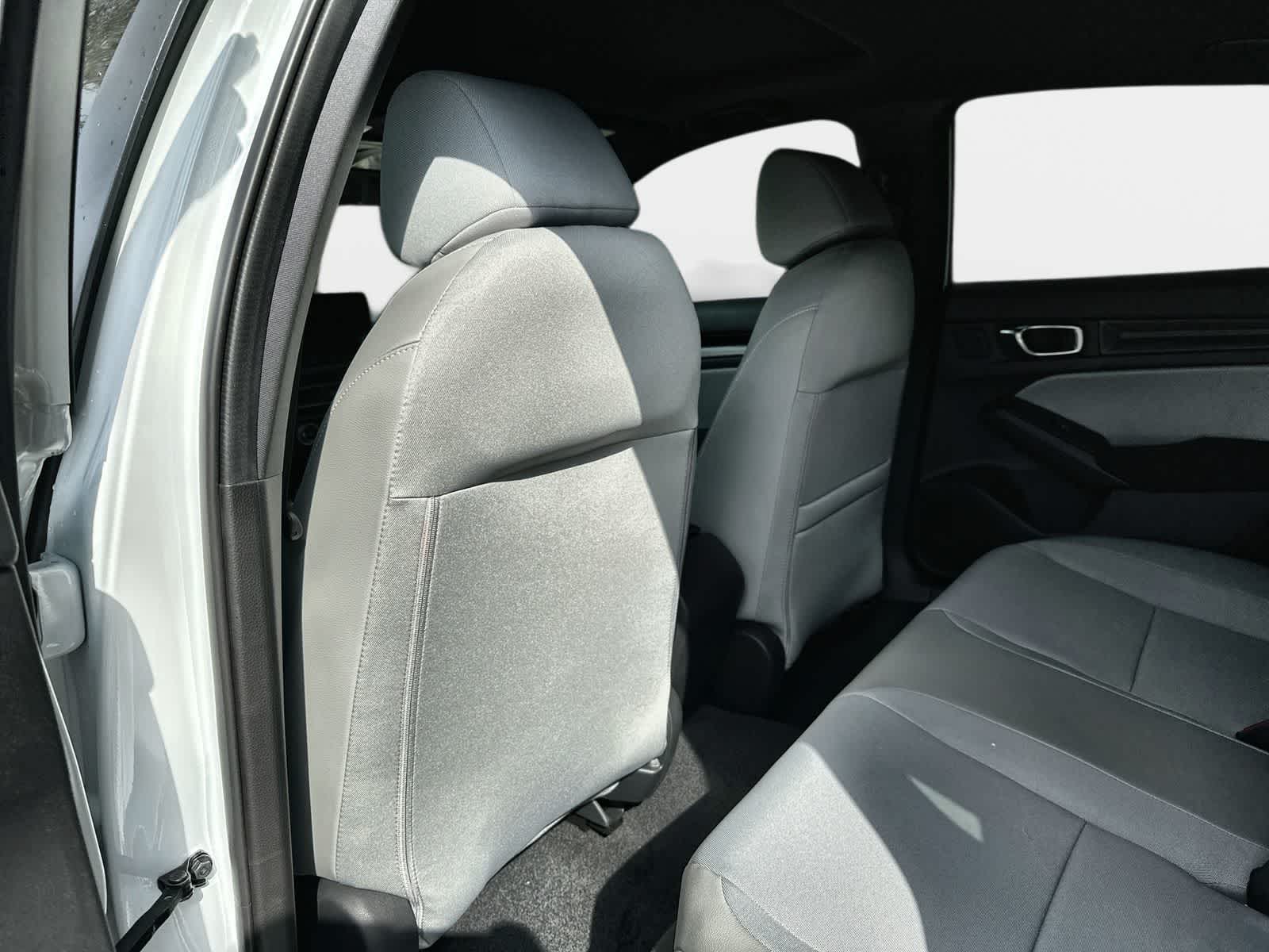 2025 Honda Civic Hatchback Sport - Photo 12