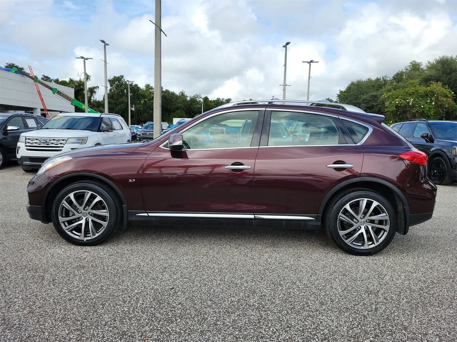 Used 2017 INFINITI QX50 Base with VIN JN1BJ0RP5HM386881 for sale in Tampa, FL