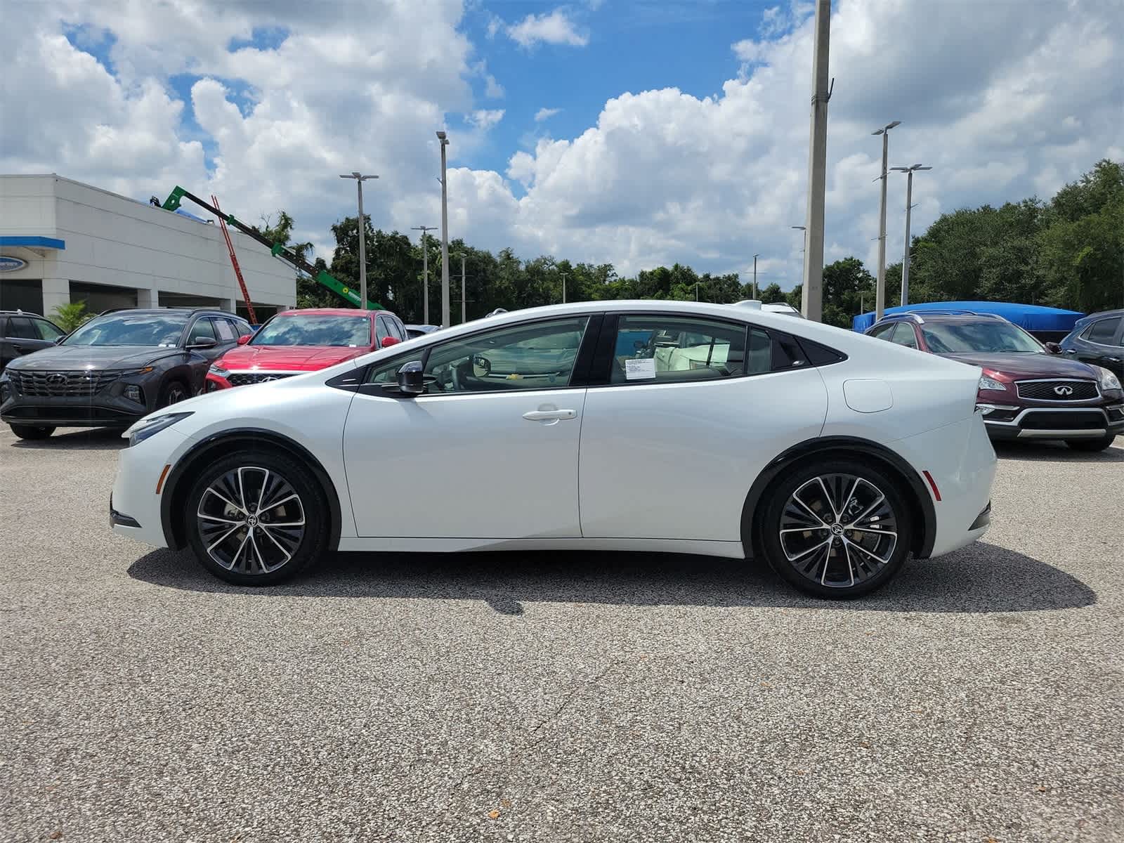 Used 2024 Toyota Prius XLE with VIN JTDACAAU8R3032371 for sale in Tampa, FL