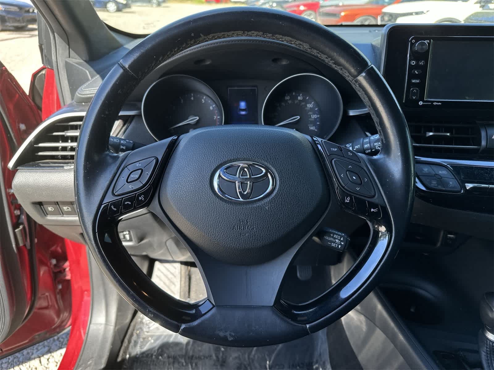 2018 Toyota C-HR XLE Premium photo 3