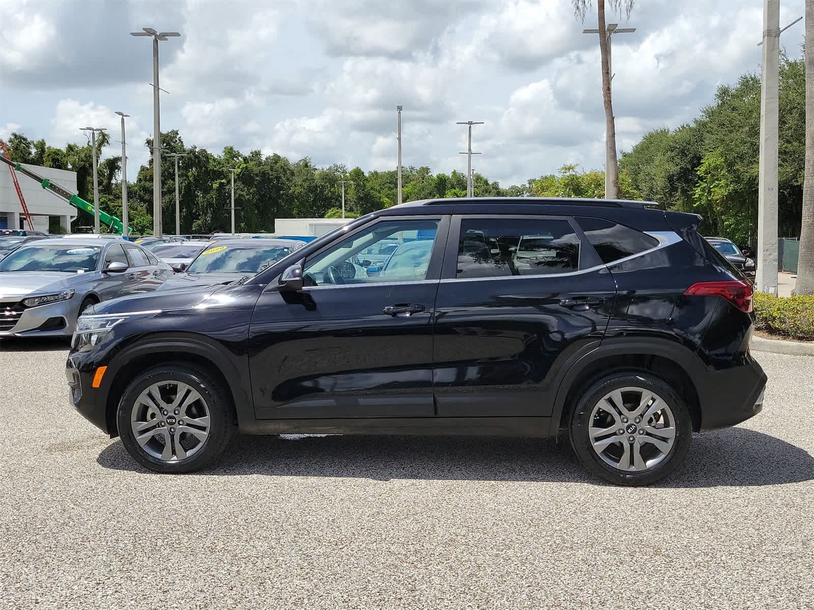 Used 2021 Kia Seltos S with VIN KNDEU2AA0M7228428 for sale in Tampa, FL