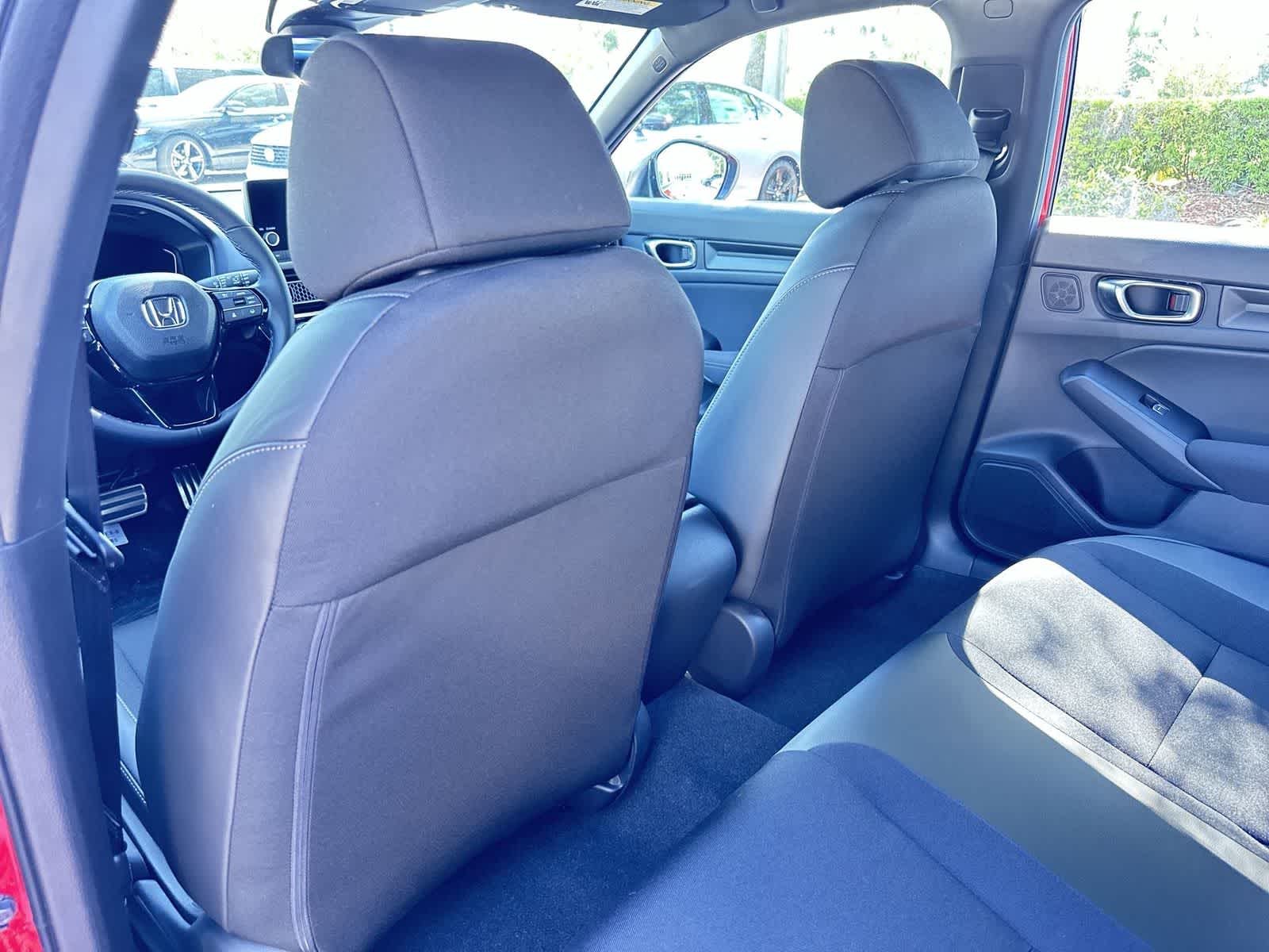 2026 Honda Civic Hatchback Sport - Photo 14