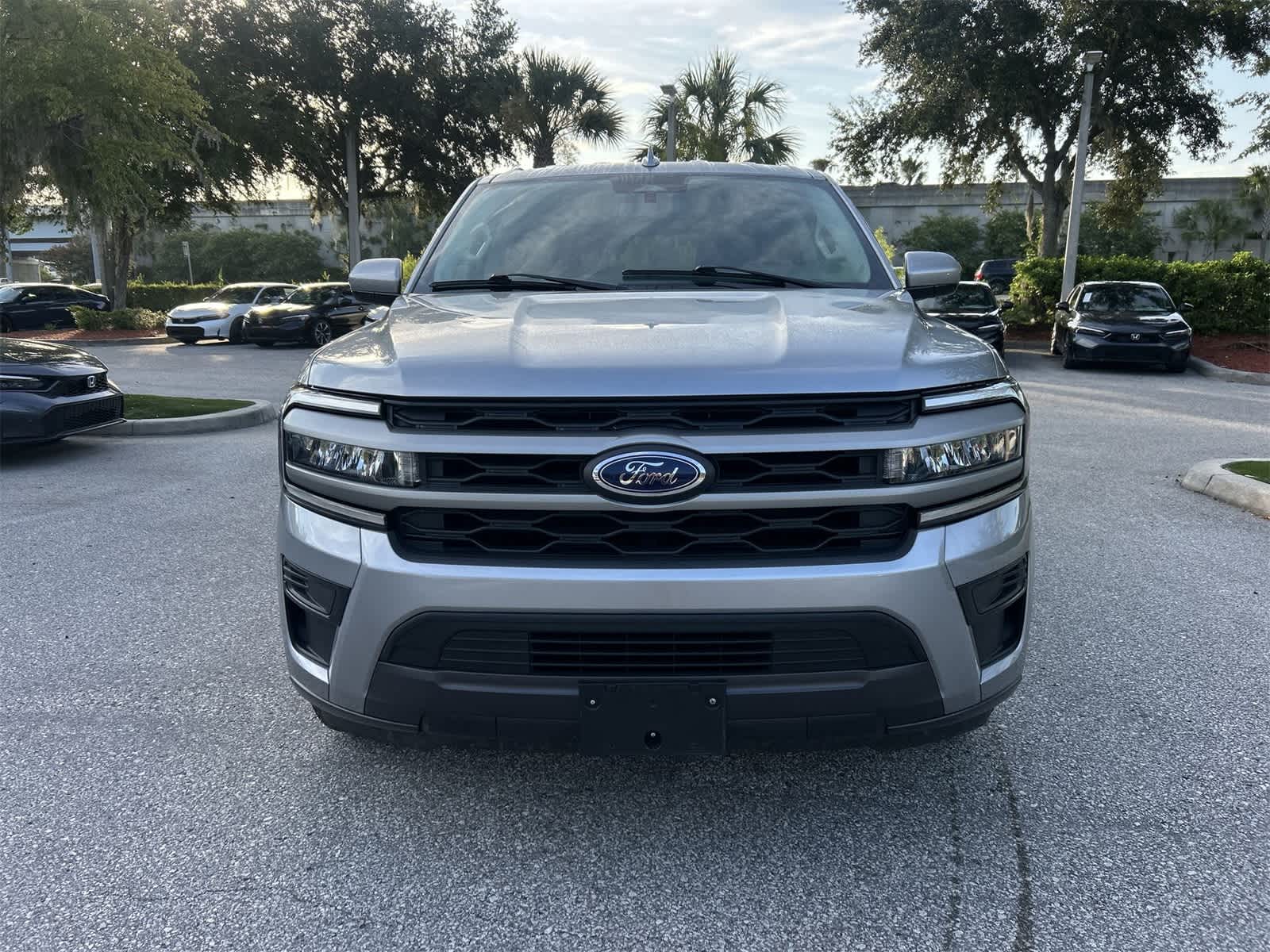 2024 Ford Expedition XLT photo 8