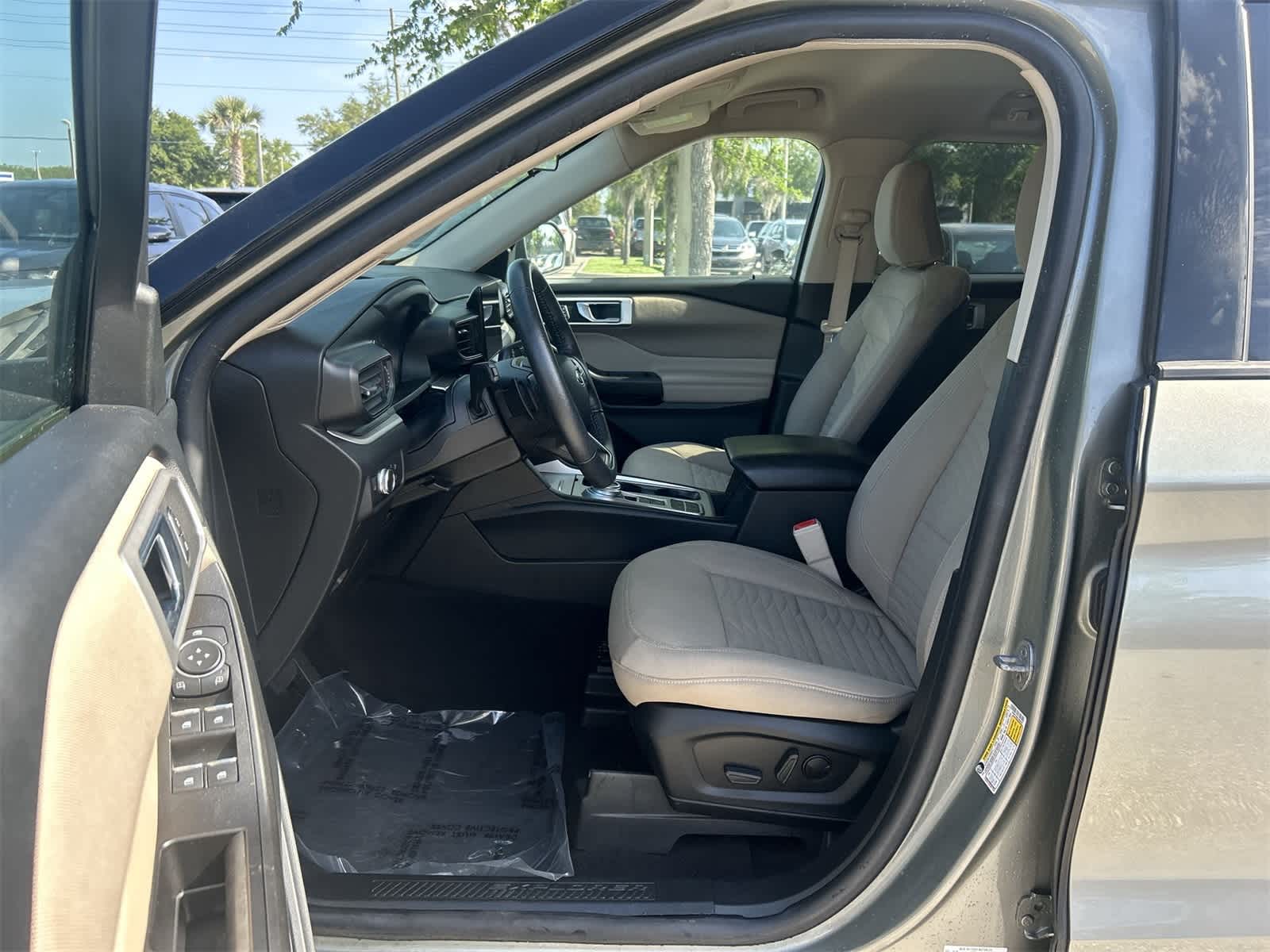 Used 2020 Ford Explorer XLT with VIN 1FMSK7DH5LGB80482 for sale in Wesley Chapel, FL