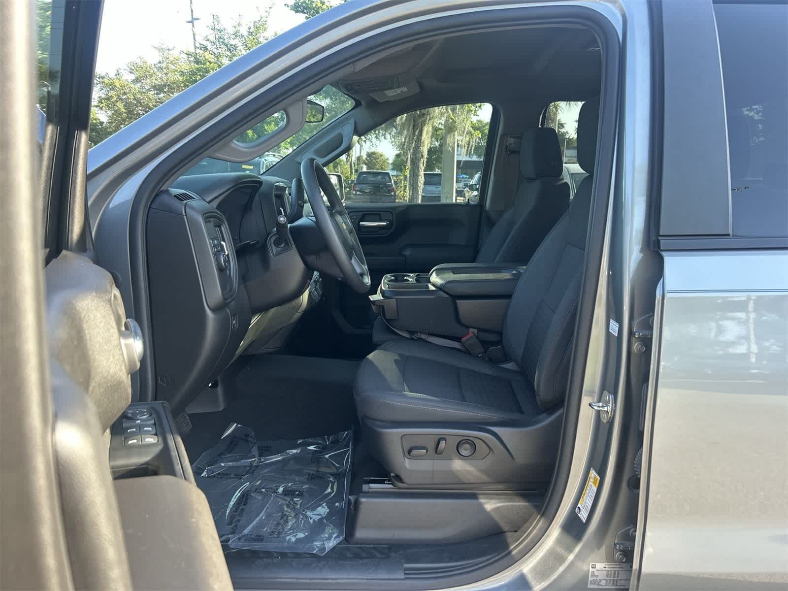 Used 2023 Chevrolet Silverado 1500 Custom with VIN 1GCRABEK9PZ290464 for sale in Wesley Chapel, FL
