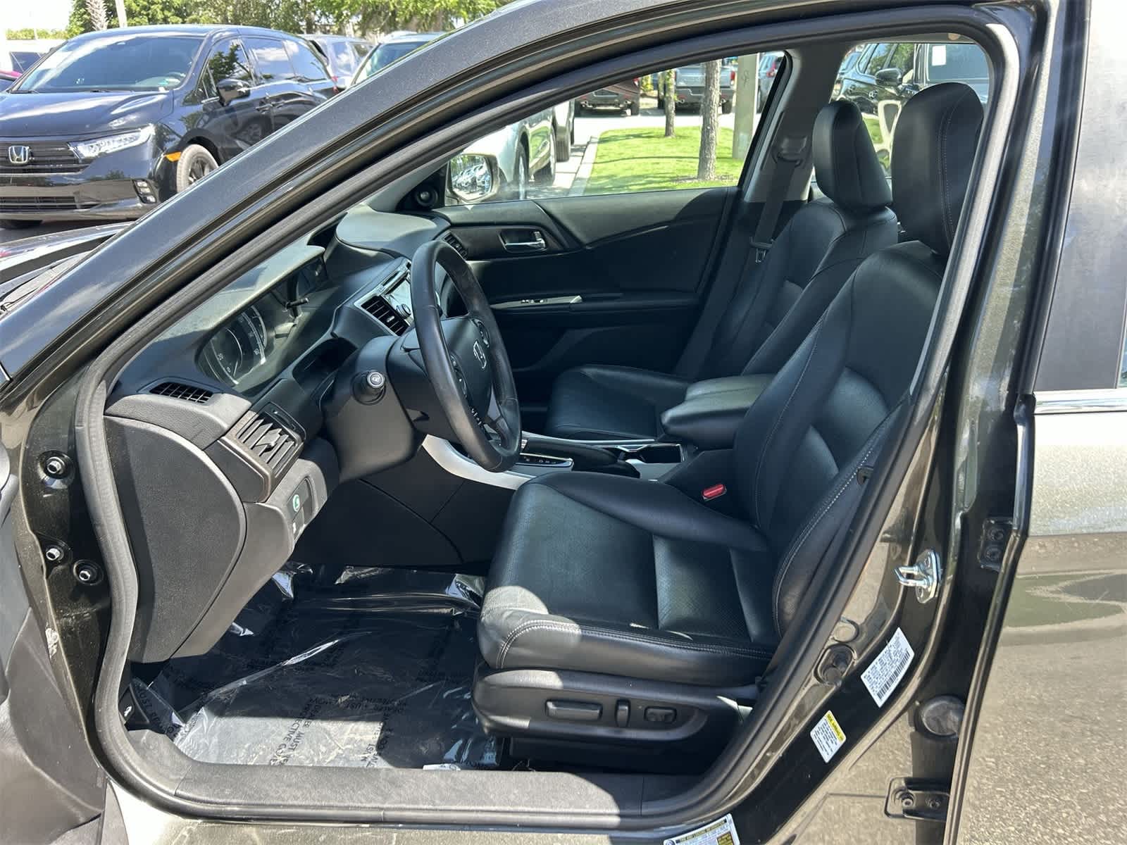 Used 2014 Honda Accord EX-L with VIN 1HGCR2F8XEA109970 for sale in Wesley Chapel, FL