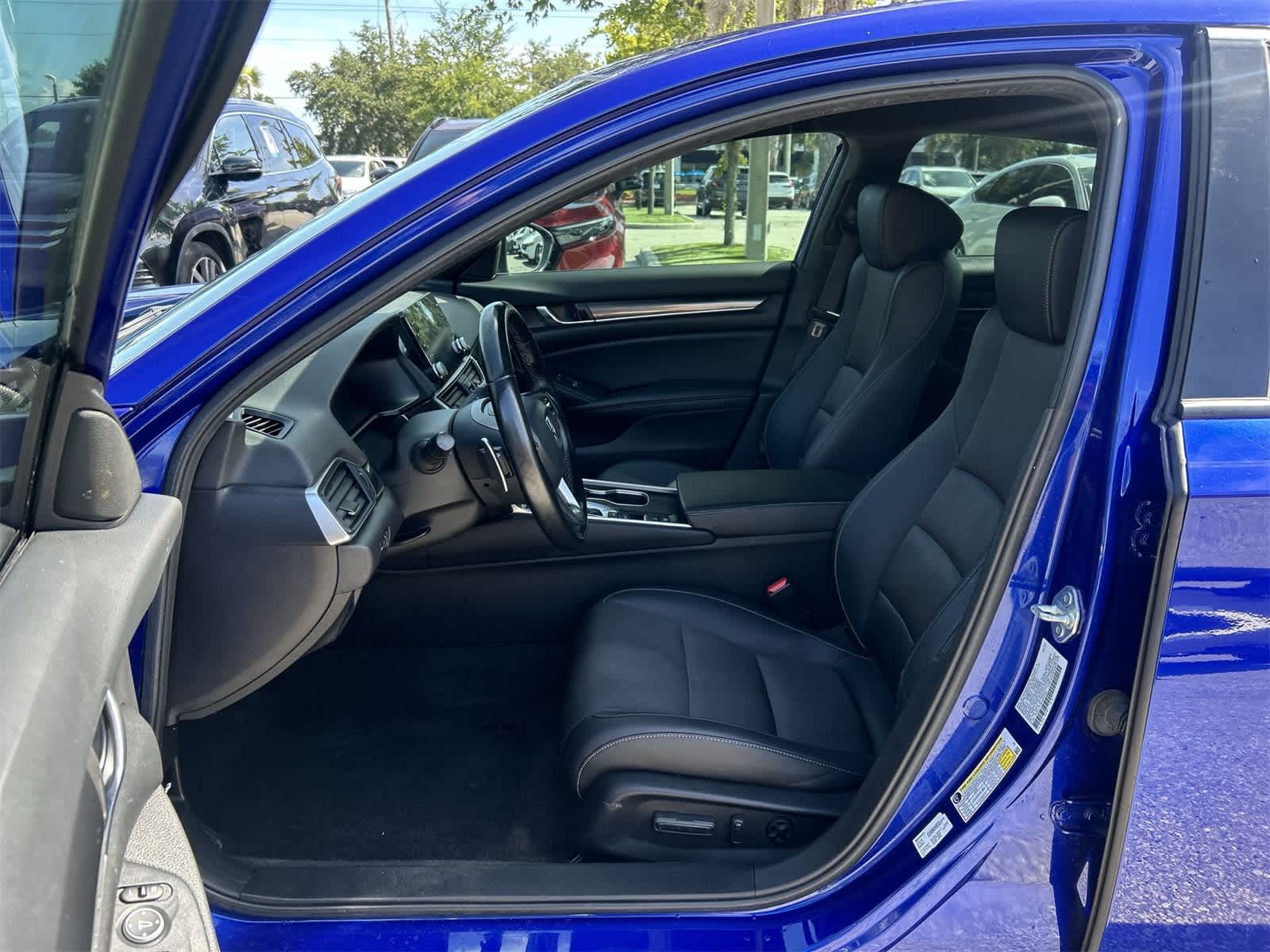 Used 2022 Honda Accord Sport with VIN 1HGCV1F39NA045267 for sale in Northfield, Minnesota