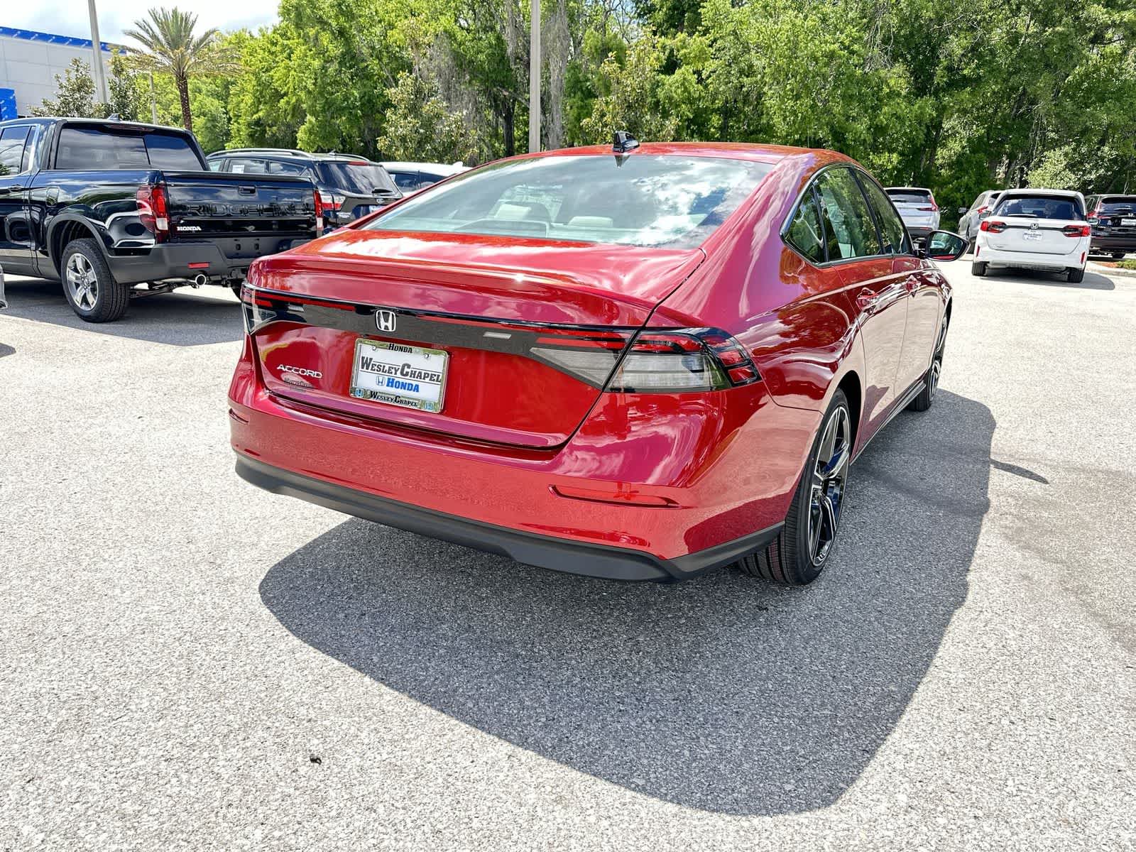 View vehicle photo 6