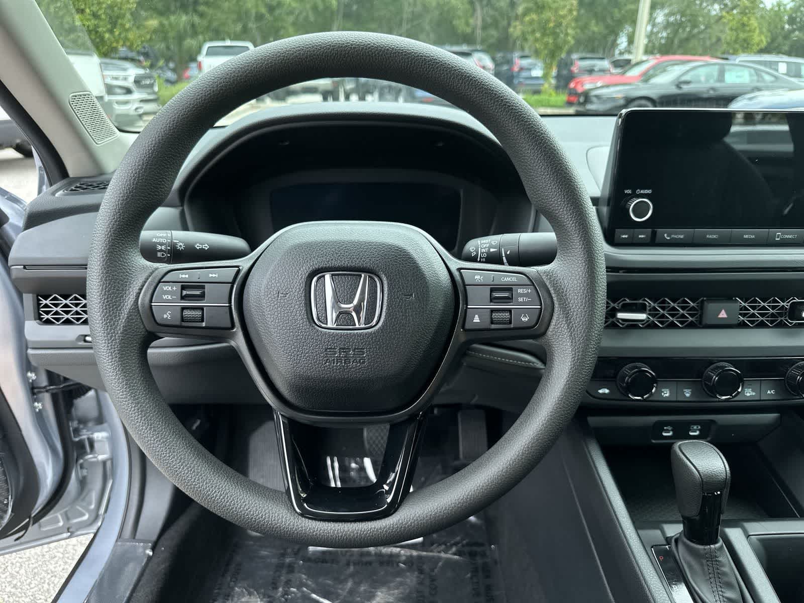 2025 Honda Accord SE - Photo 18