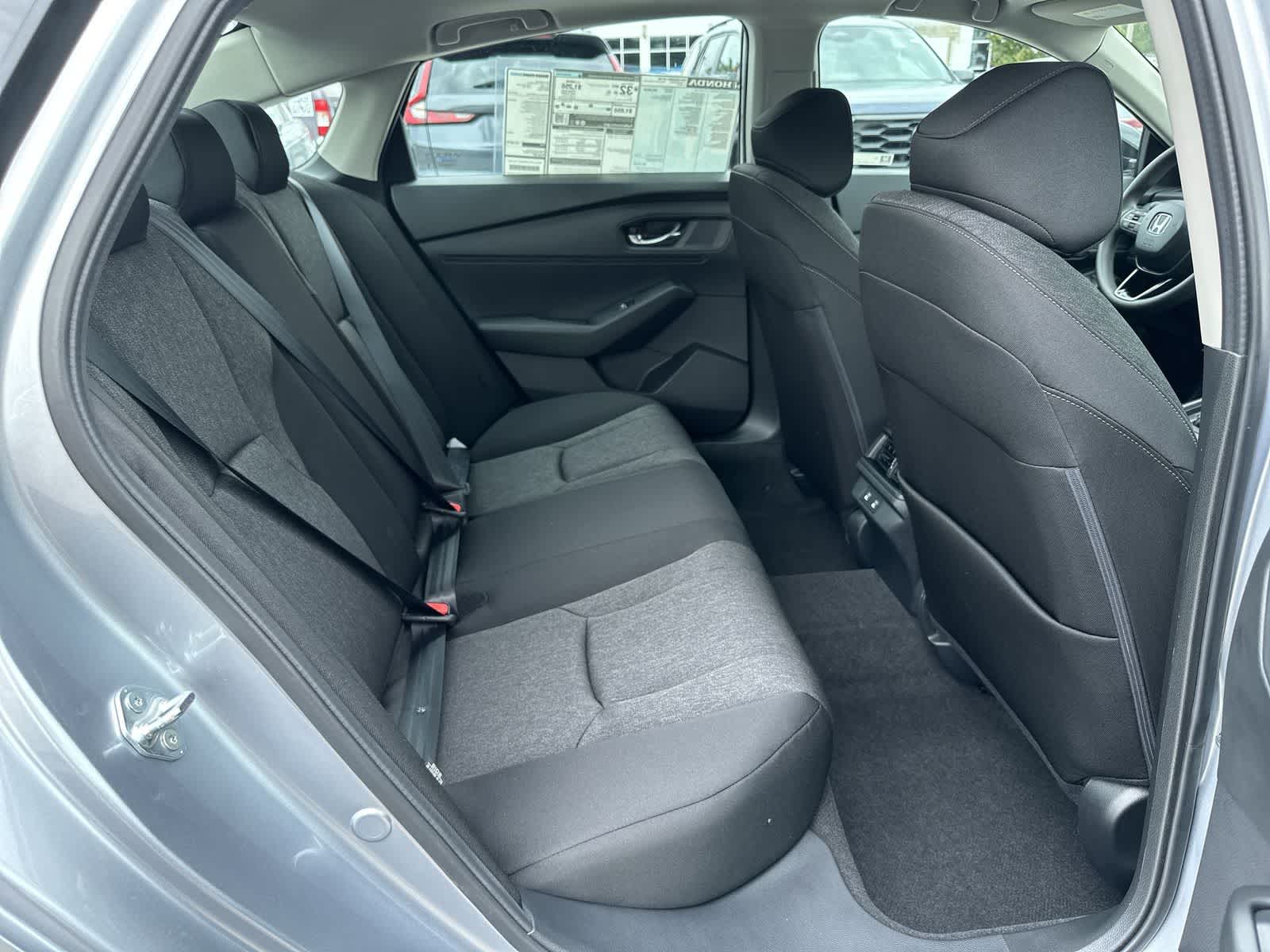 2025 Honda Accord SE - Photo 16