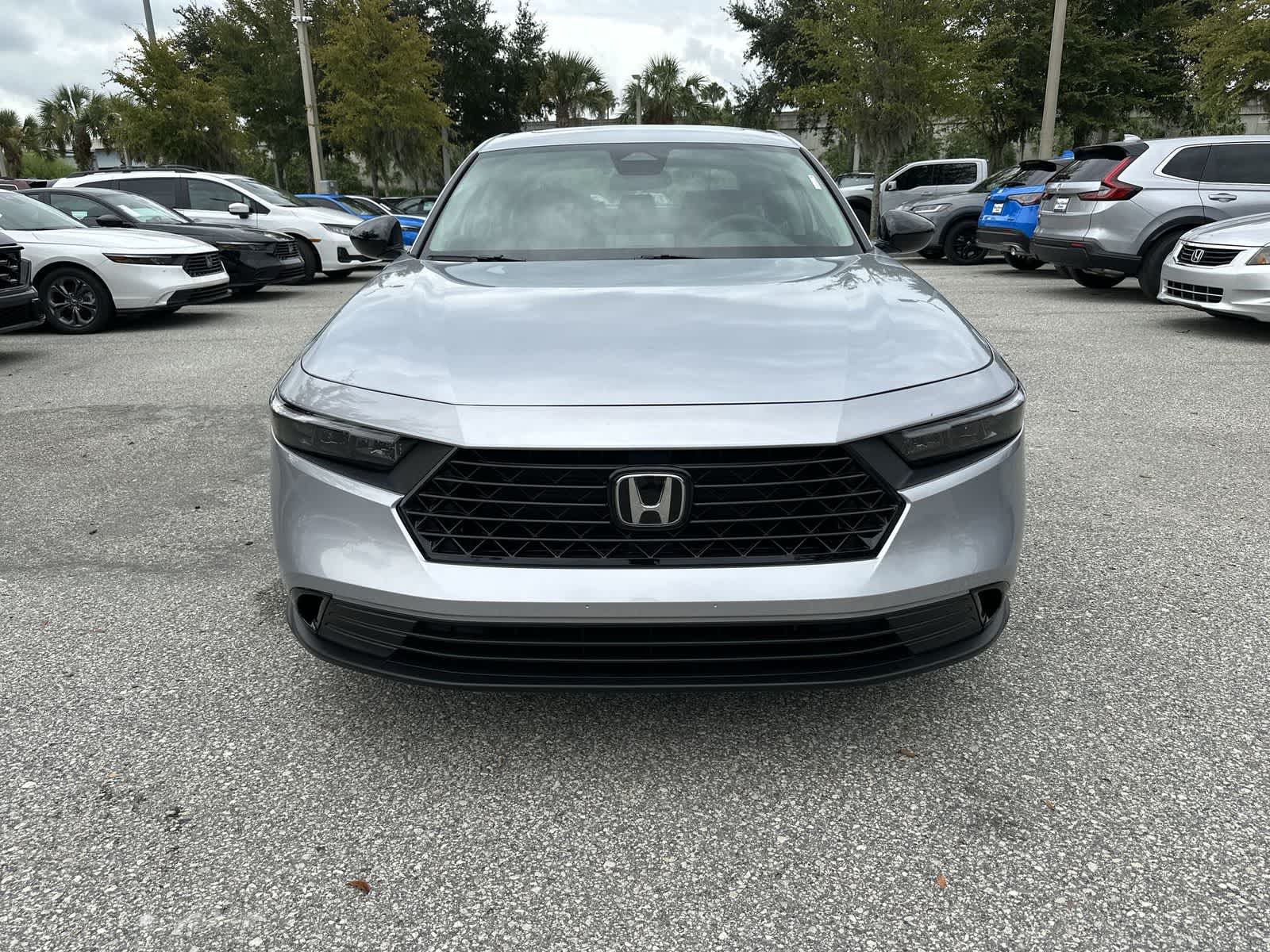 2025 Honda Accord SE - Photo 9