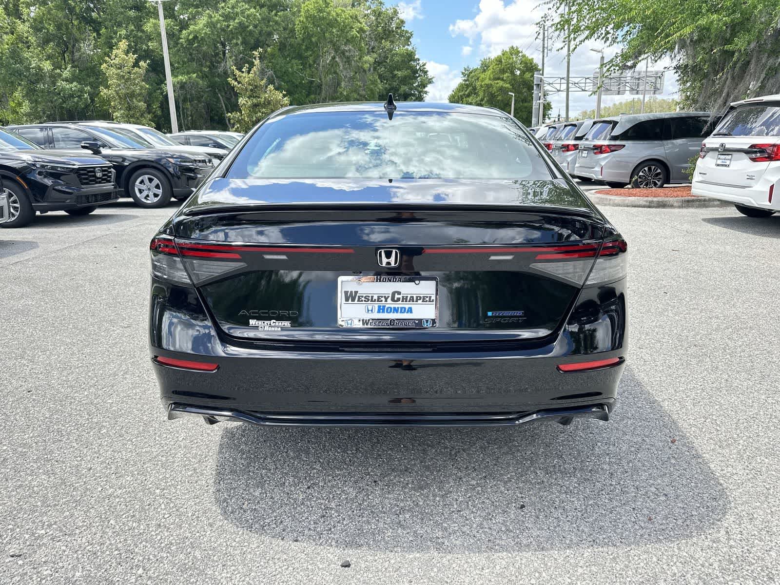 View vehicle photo 5