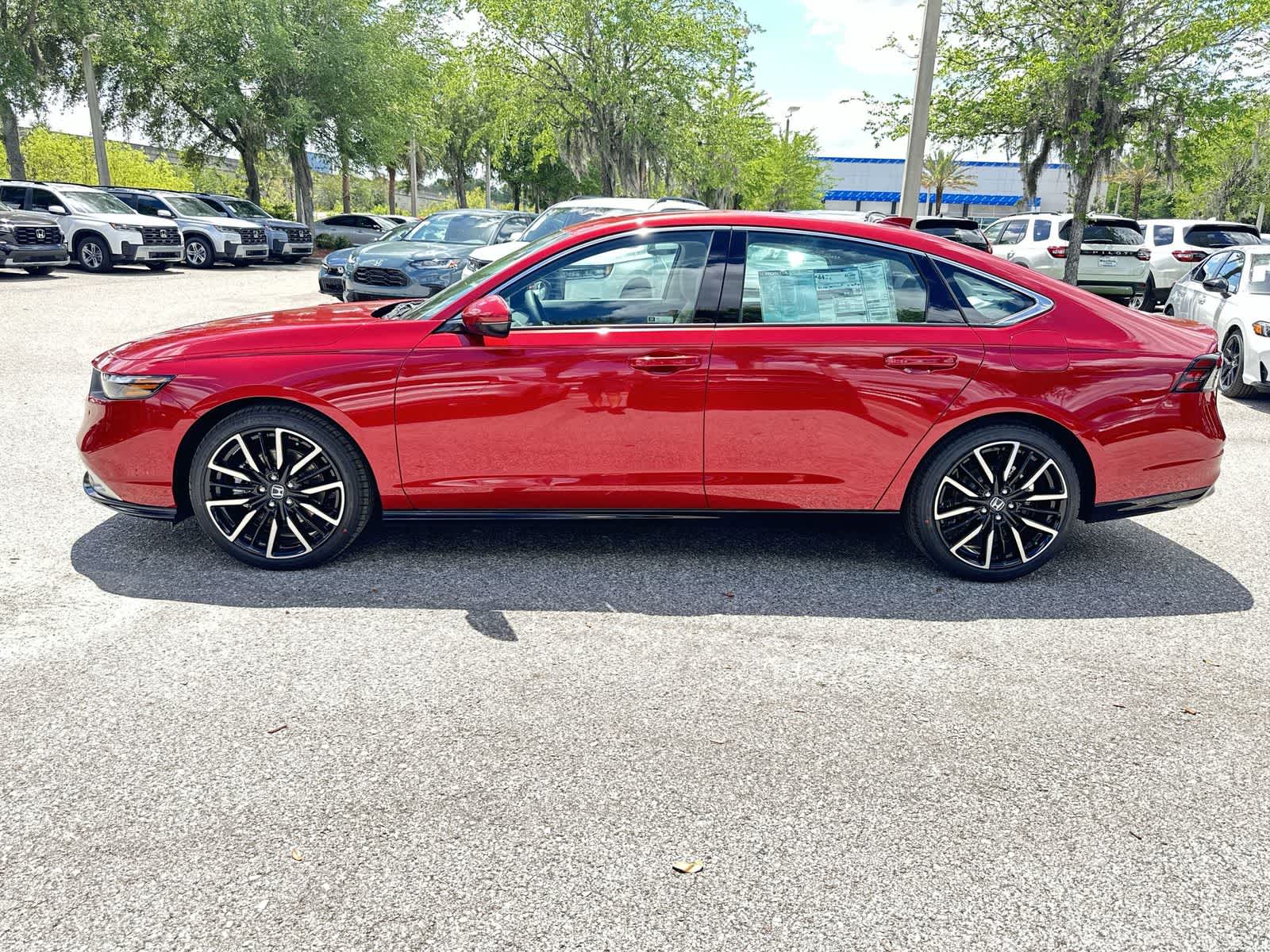 View vehicle photo 3