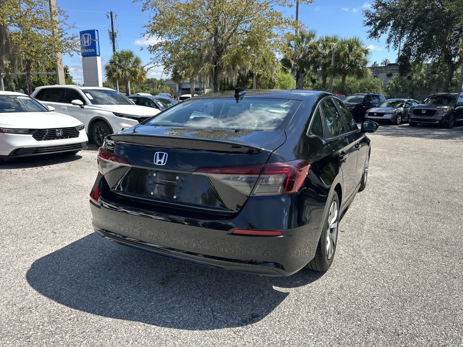 2025 Honda Civic LX - Photo 6