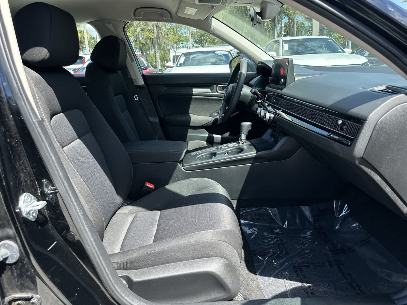 2025 Honda Civic LX - Photo 17