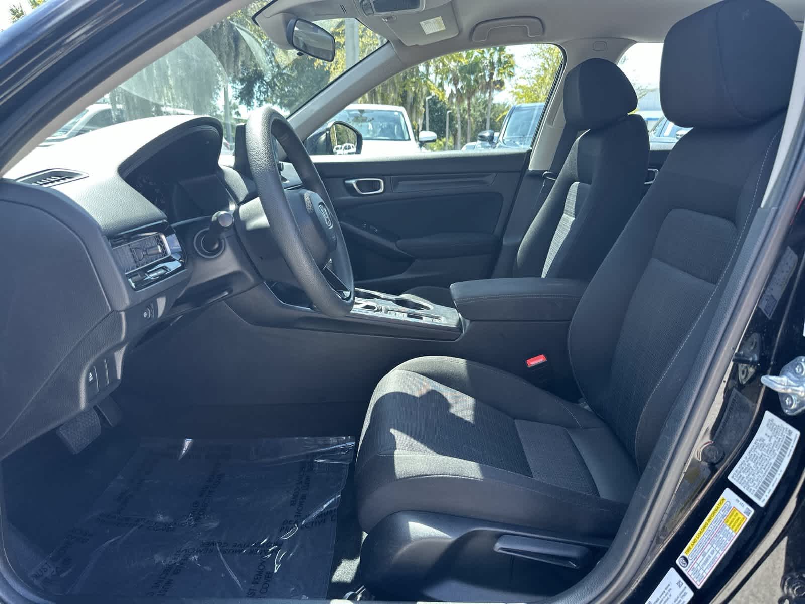 2025 Honda Civic LX - Photo 13