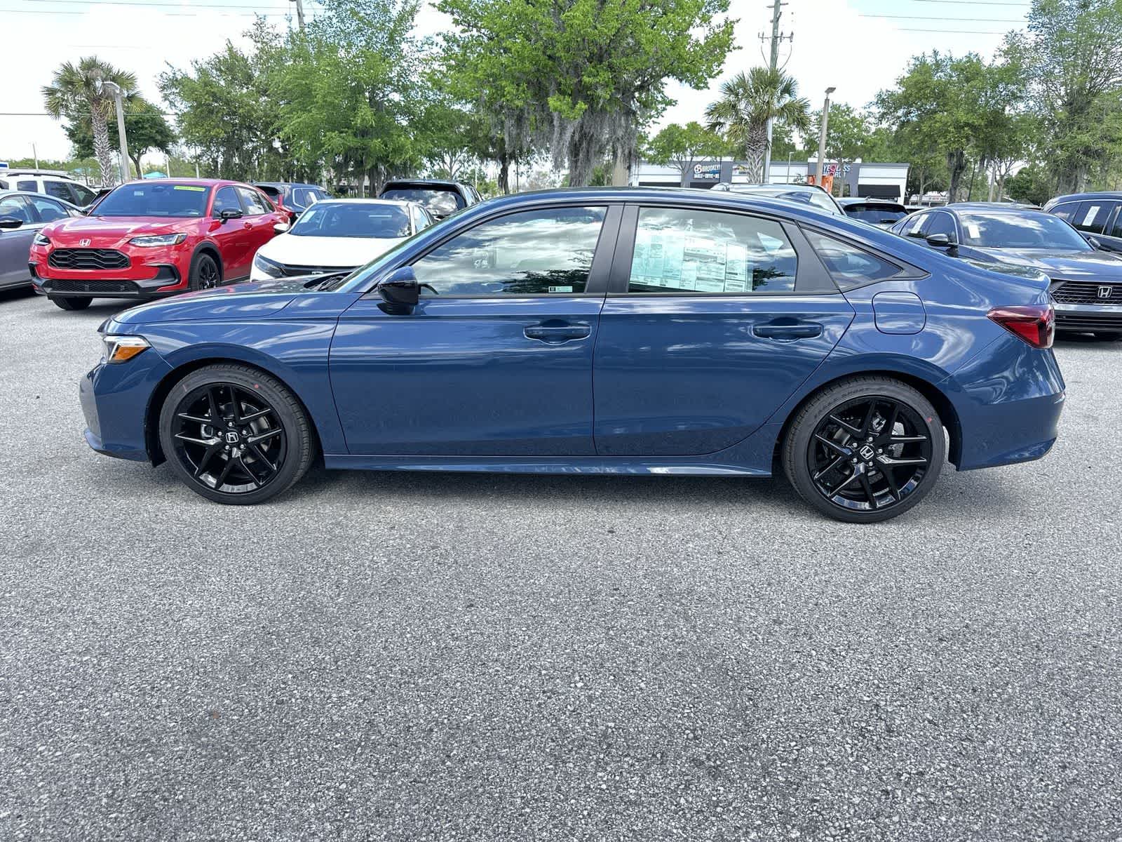 View vehicle photo 3