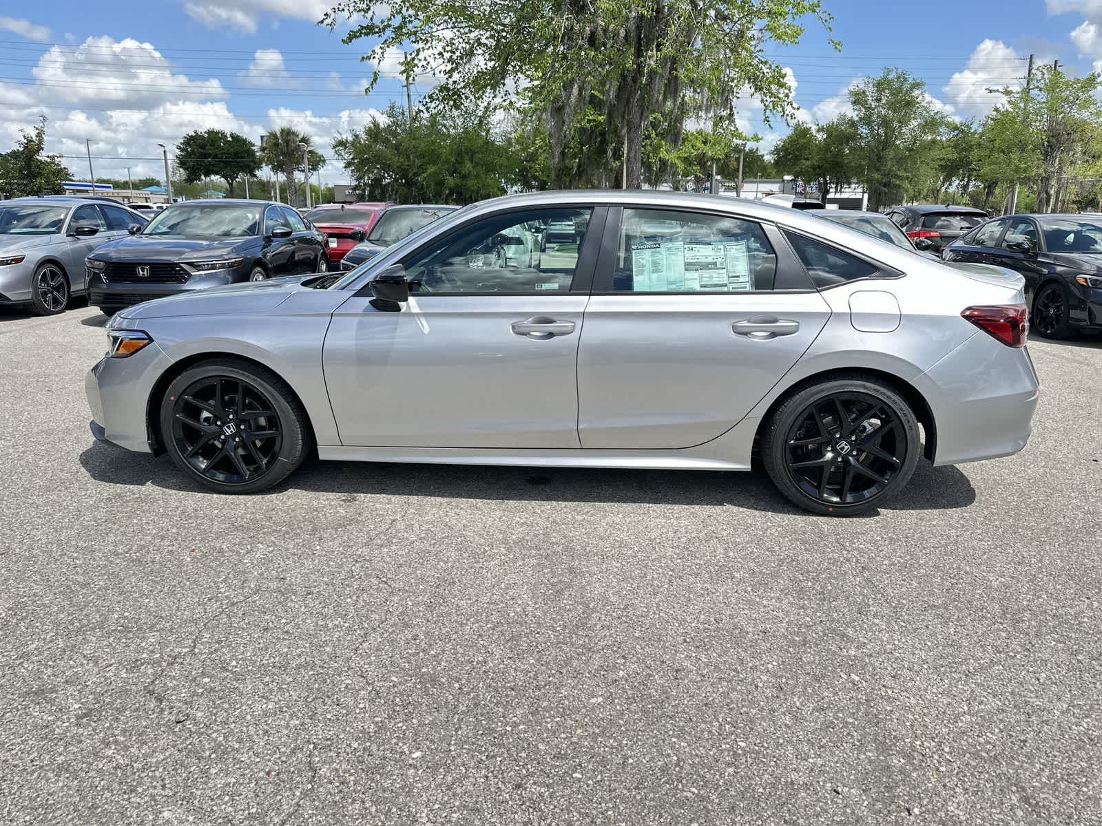 View vehicle photo 3