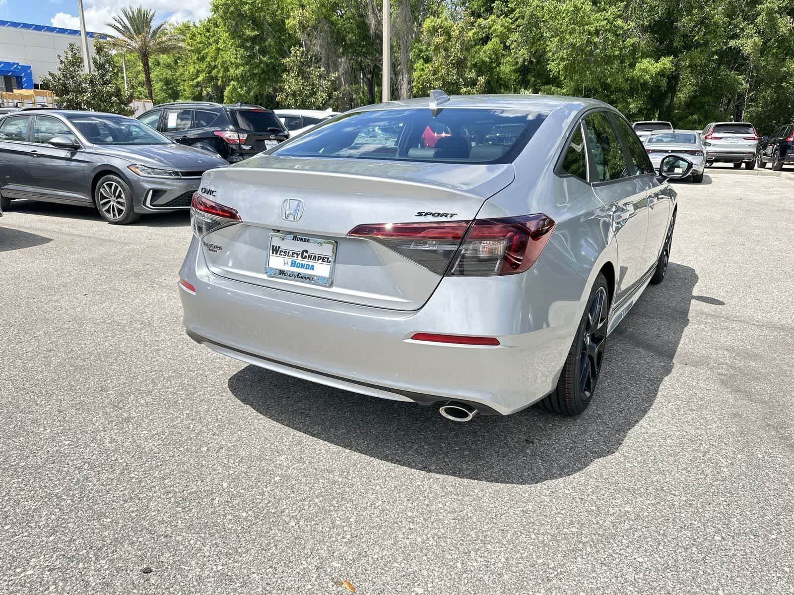 View vehicle photo 6