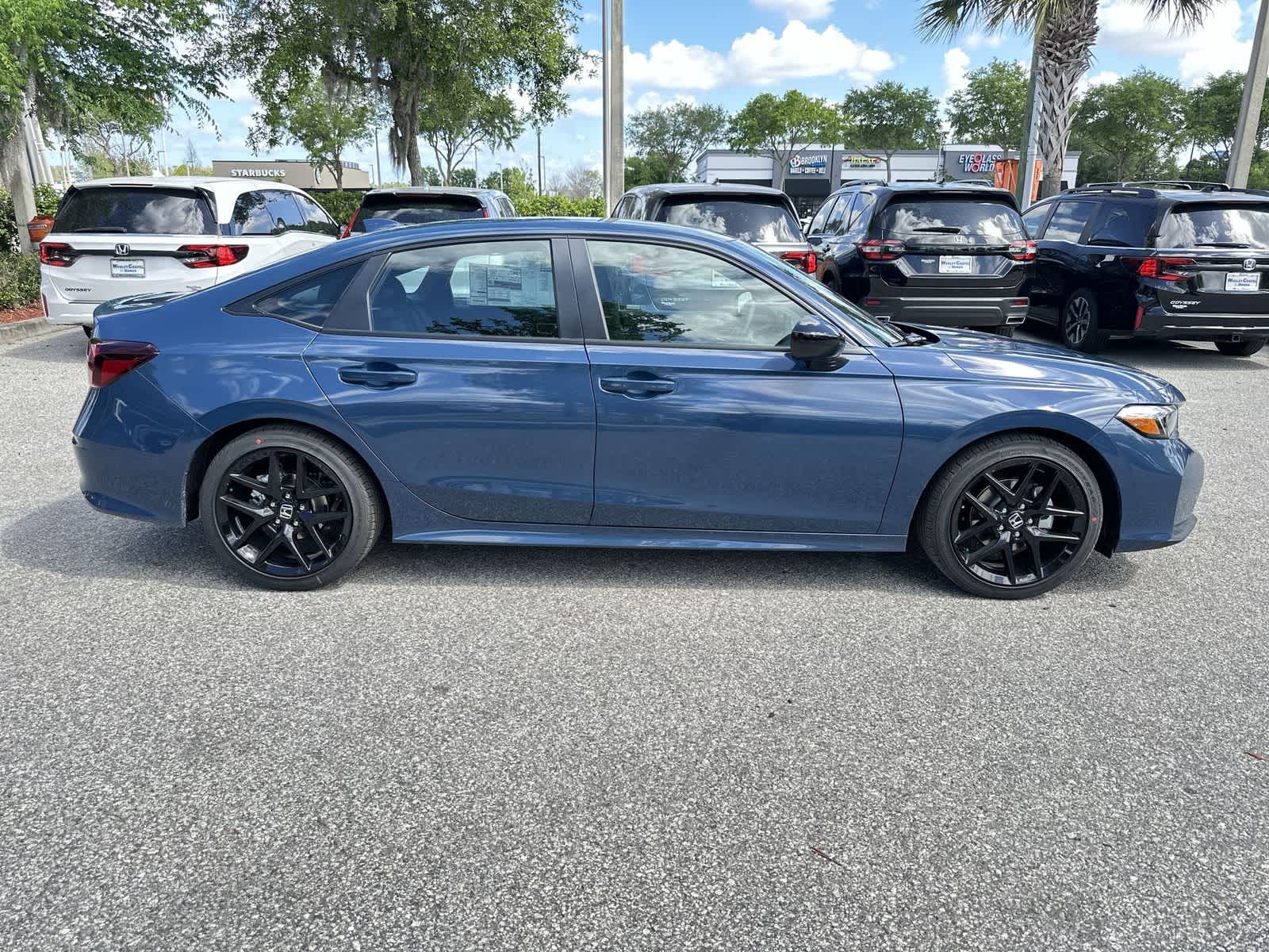 View vehicle photo 7