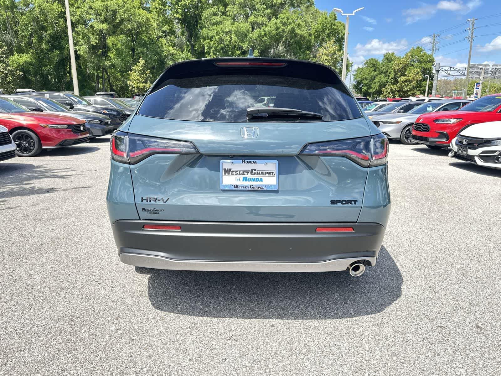 View vehicle photo 5