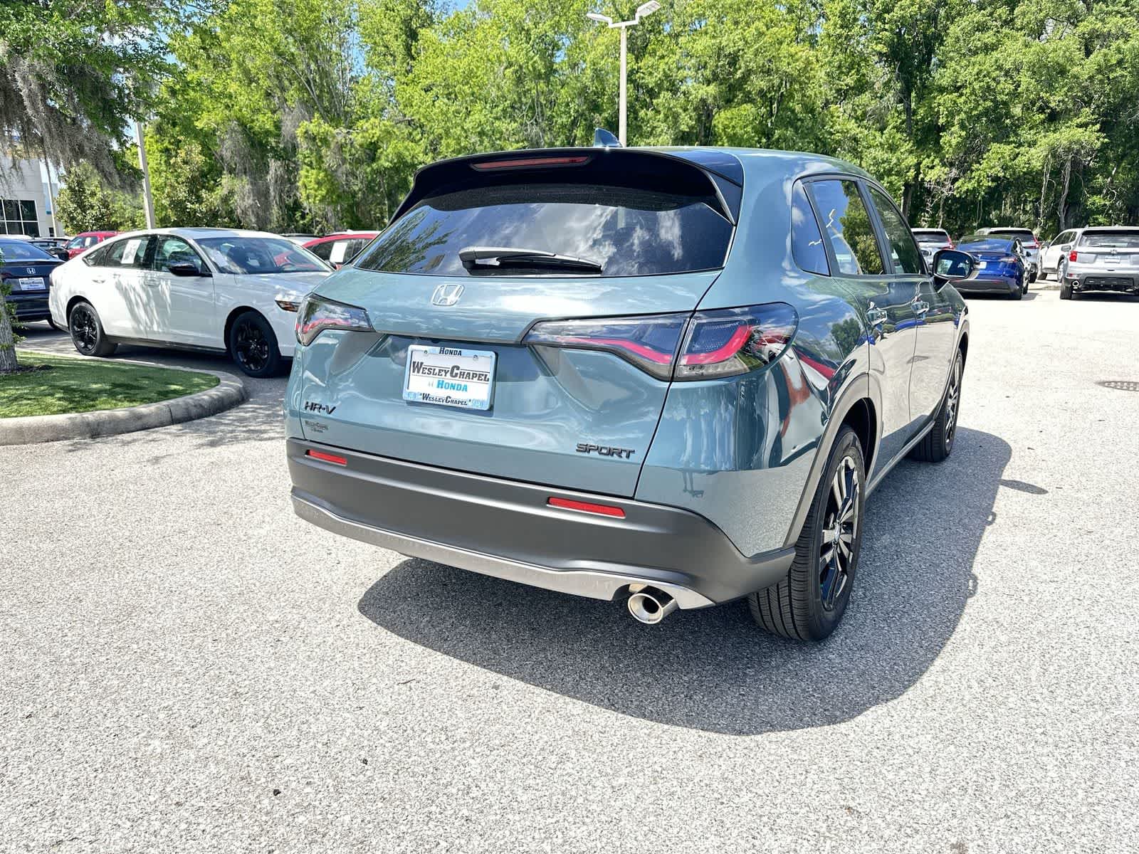 View vehicle photo 6