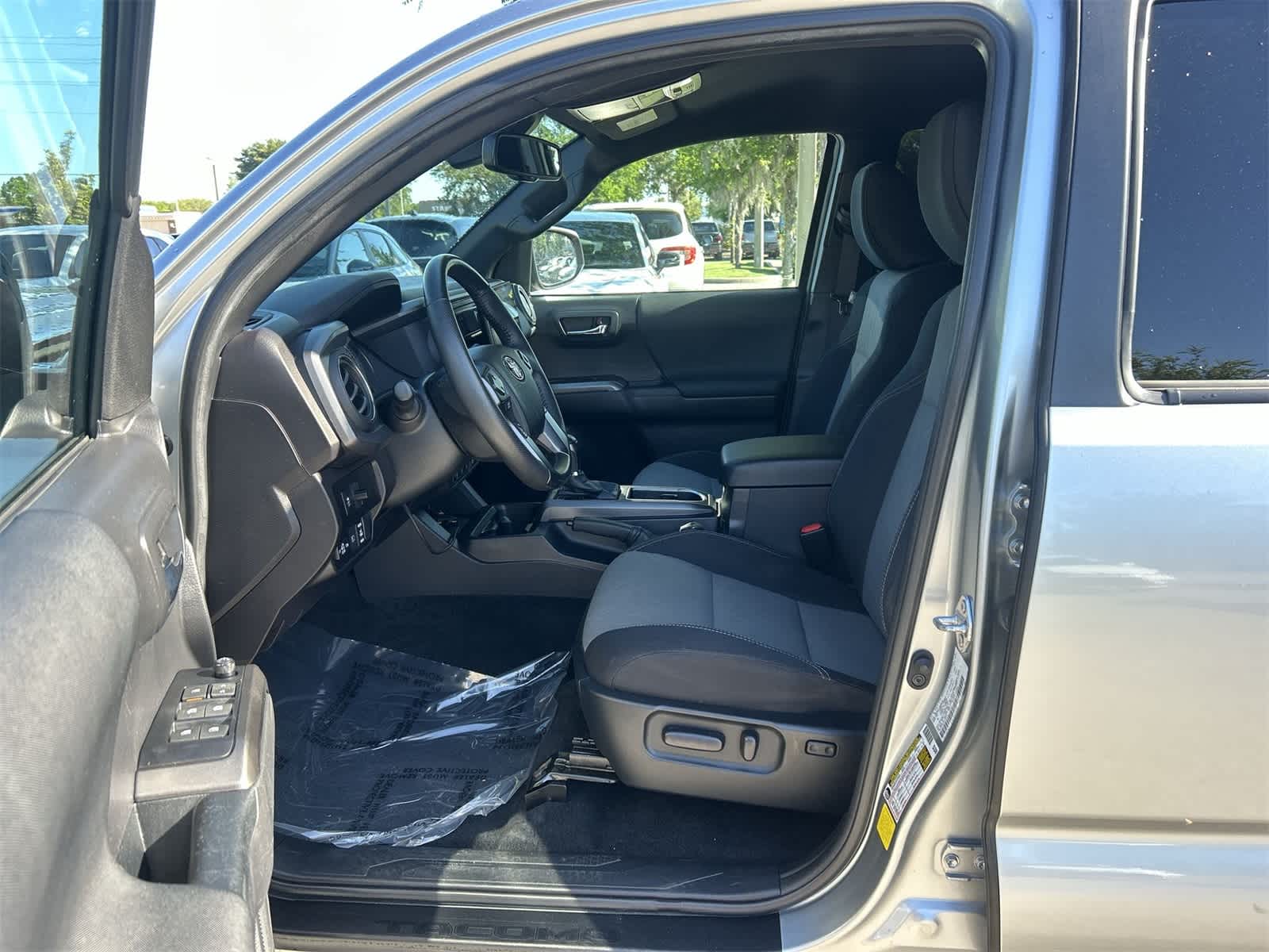 Used 2022 Toyota Tacoma TRD Sport with VIN 3TMAZ5CN4NM183616 for sale in Wesley Chapel, FL