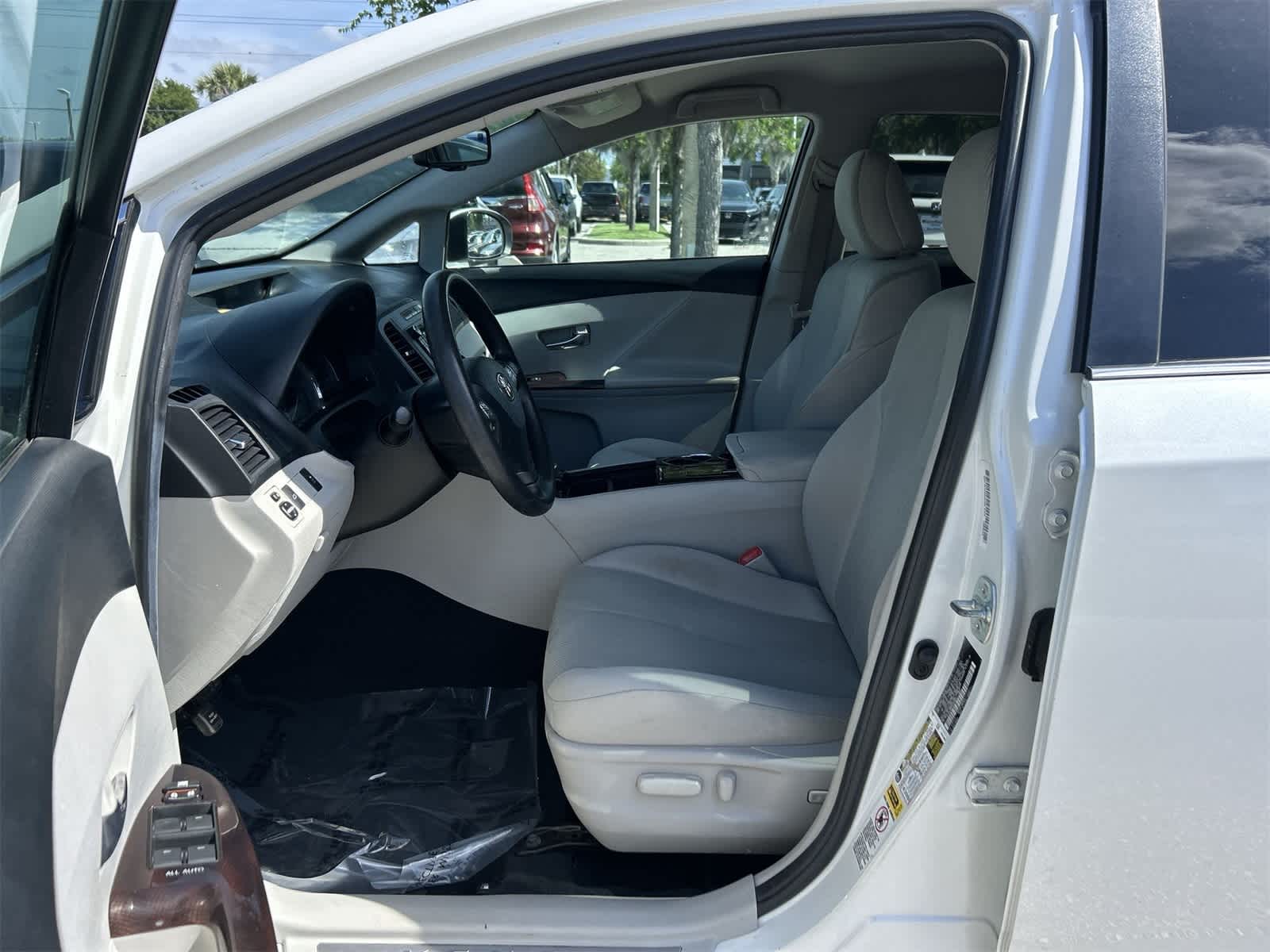 Used 2011 Toyota Venza Base with VIN 4T3ZK3BB7BU035683 for sale in Wesley Chapel, FL