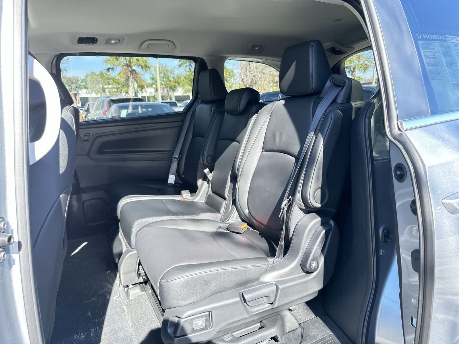 2026 Honda Odyssey EX-L - Photo 16