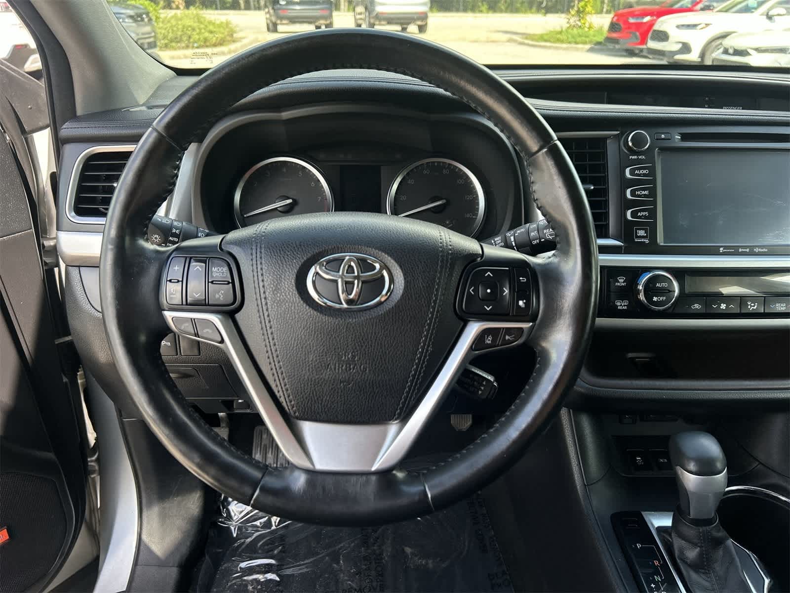 2017 Toyota Highlander Limited Platinum photo 15