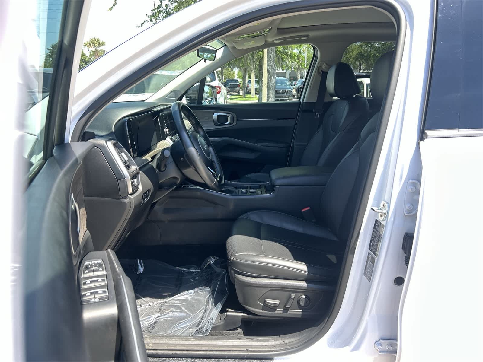 Used 2022 Kia Sorento X-Line EX with VIN 5XYRHDLF7NG125067 for sale in Wesley Chapel, FL