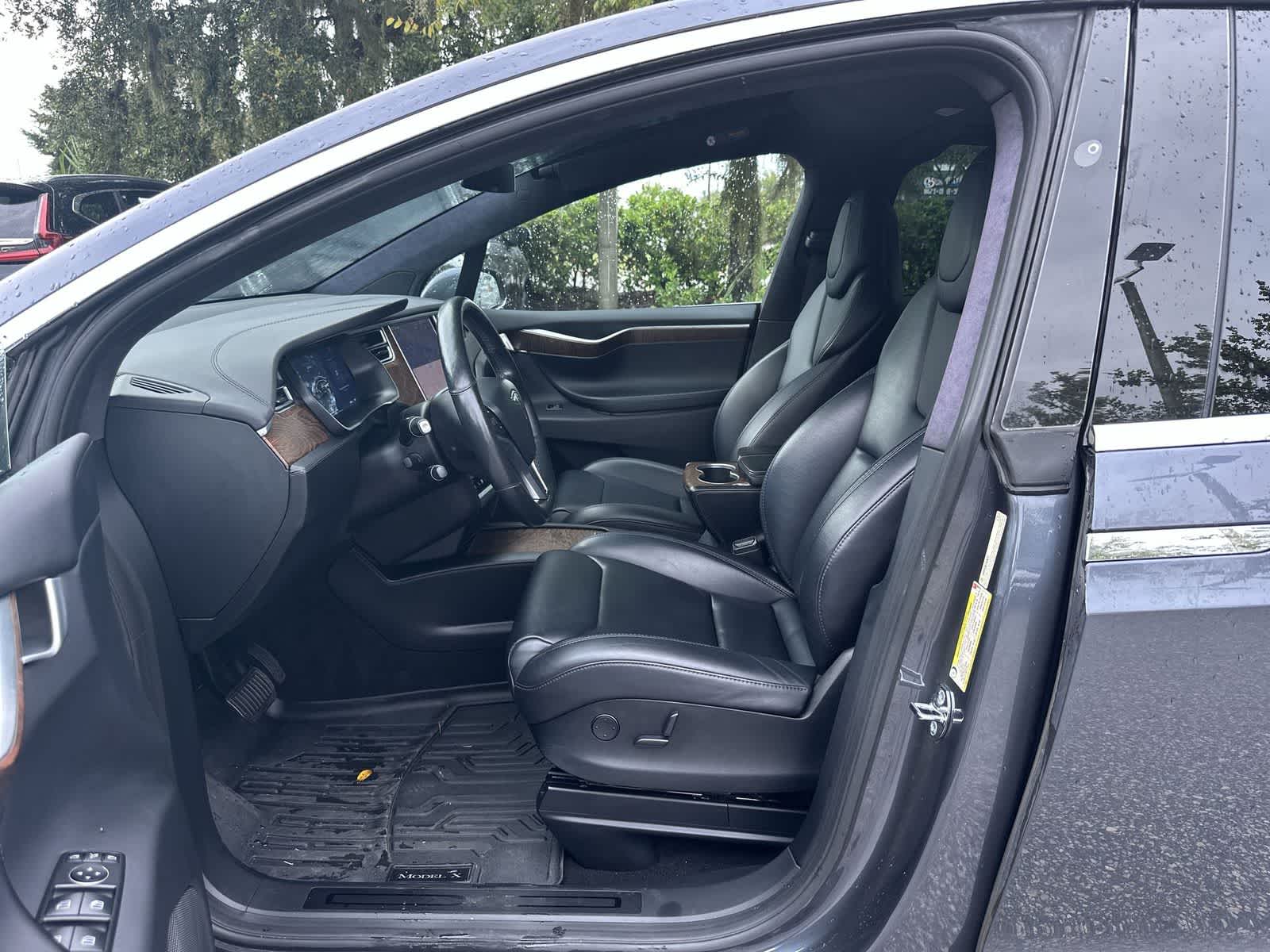 Used 2018 Tesla Model X 100D with VIN 5YJXCAE20JF091215 for sale in Wesley Chapel, FL