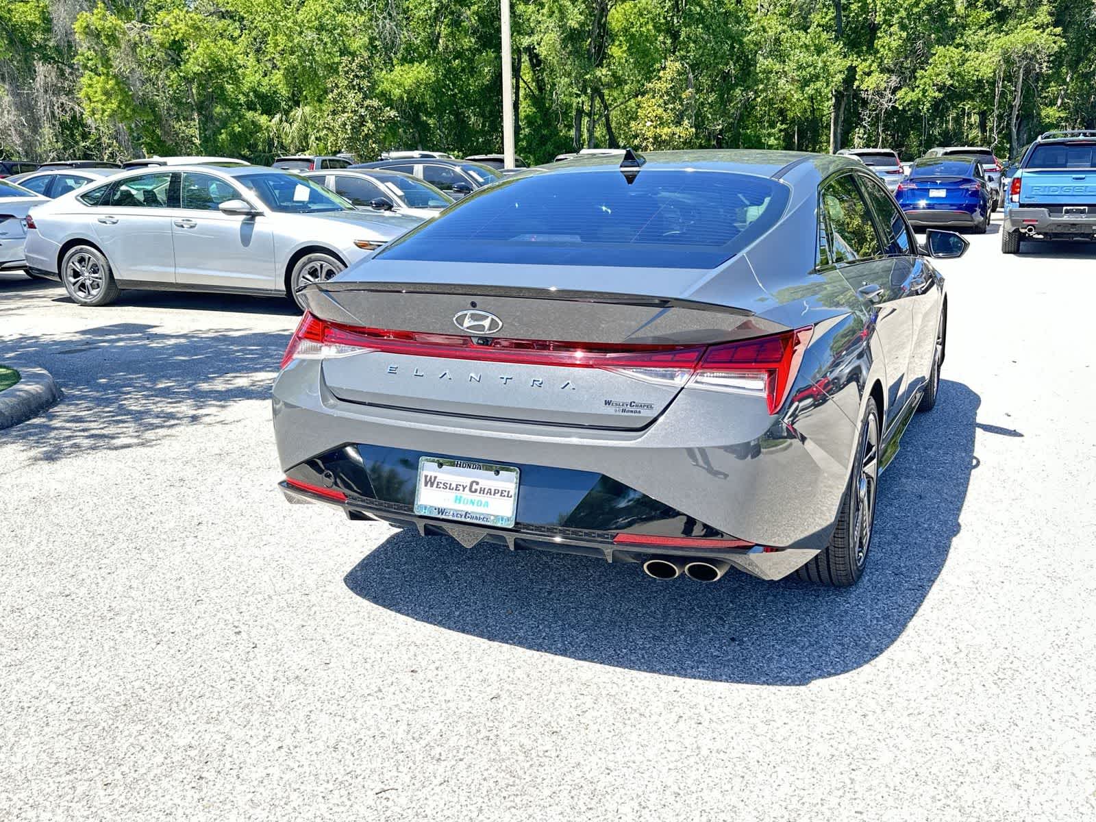 View vehicle photo 6