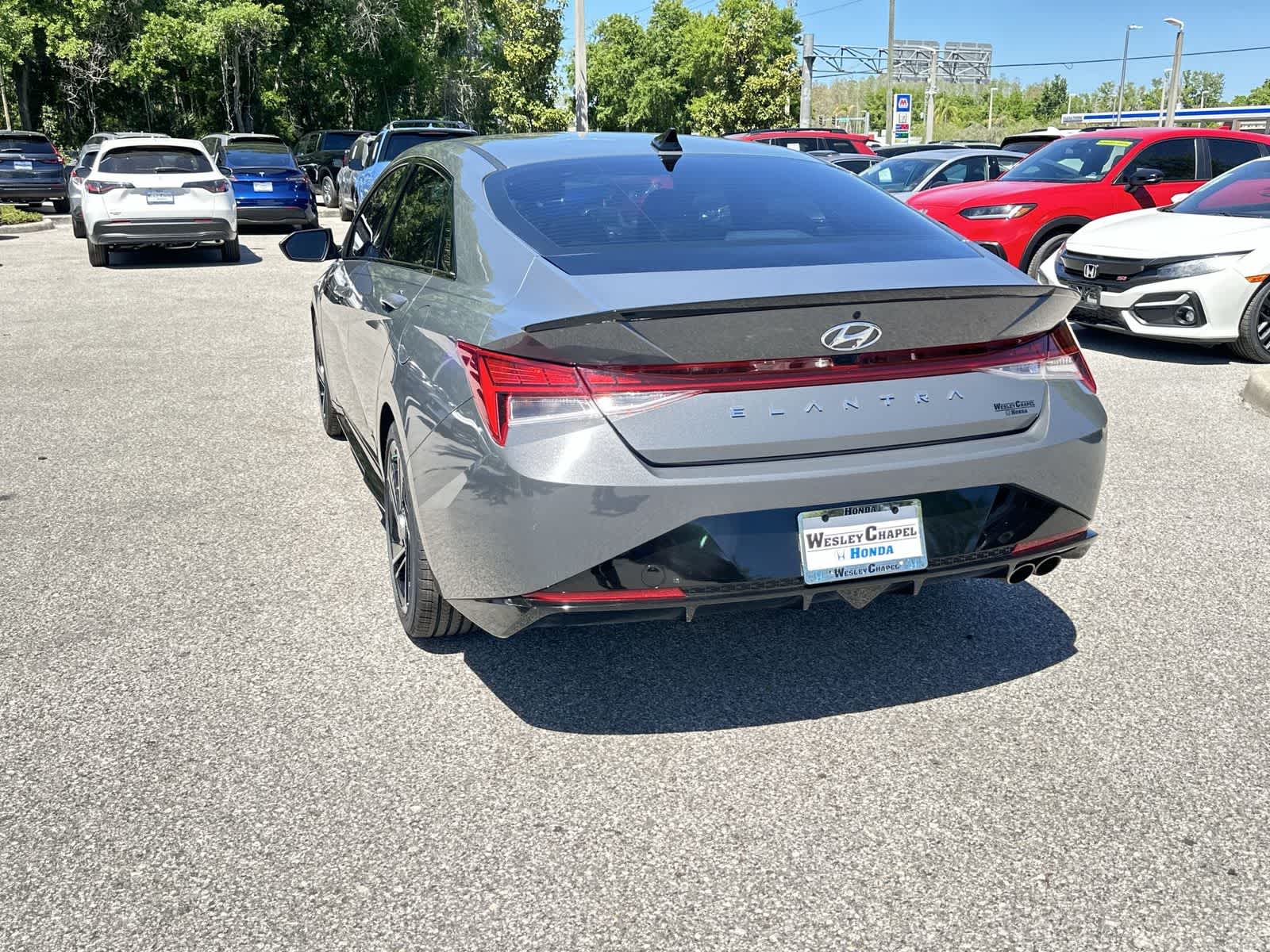 View vehicle photo 4