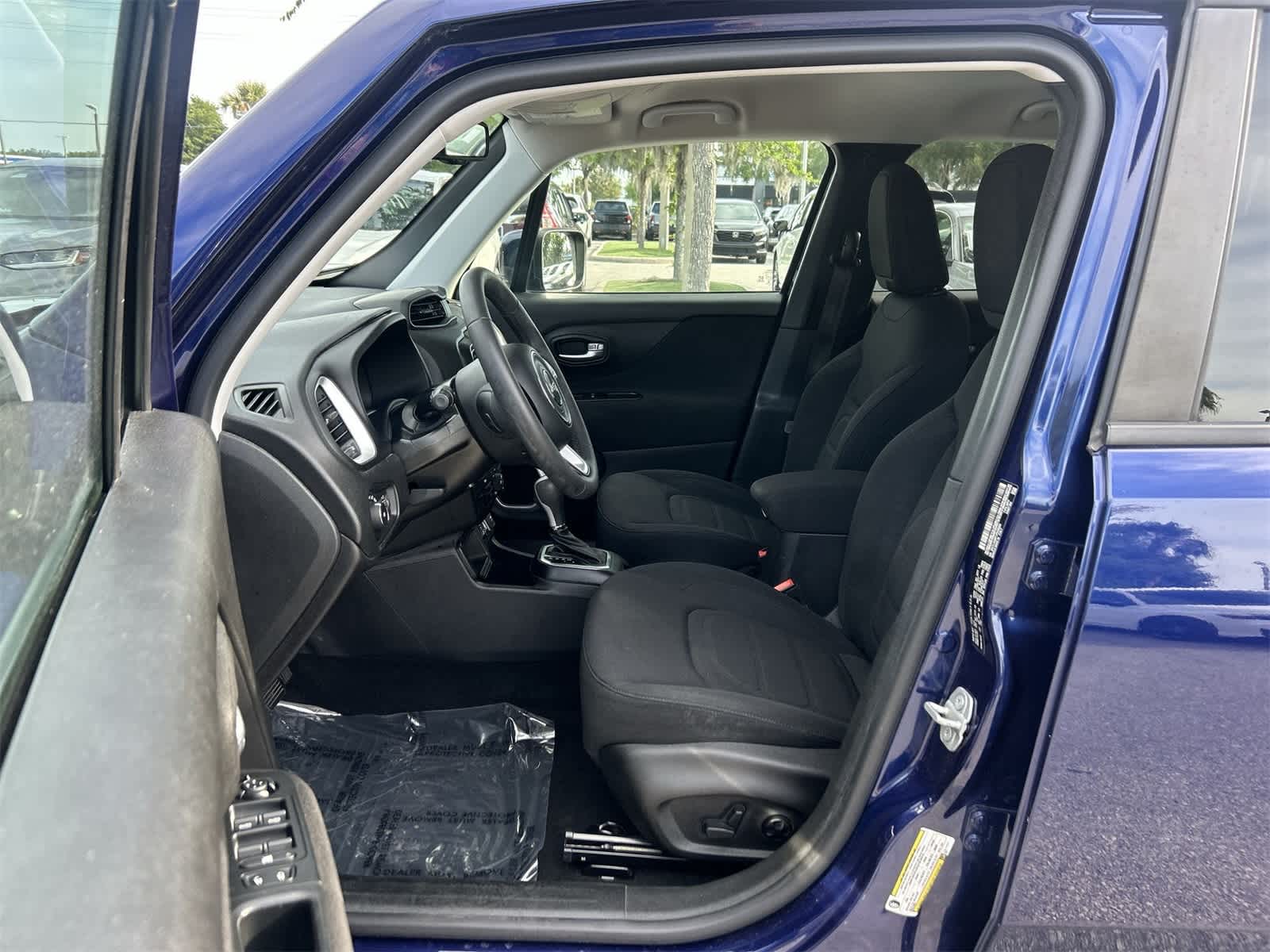 Used 2018 Jeep Renegade Latitude with VIN ZACCJABB7JPH38260 for sale in Wesley Chapel, FL