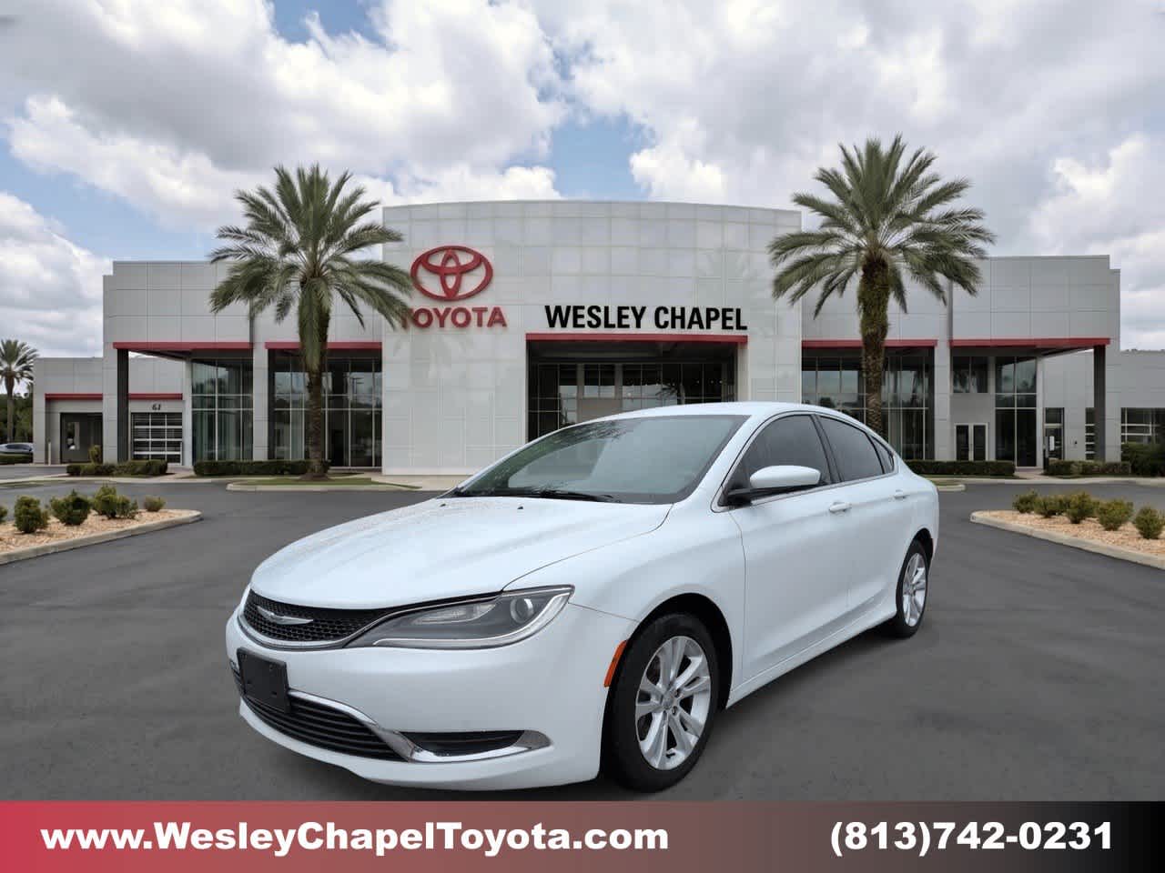 Bright White Clearcoat 2016 Chrysler 200 Sedan Front-Wheel Drive 9-Speed Automatic
