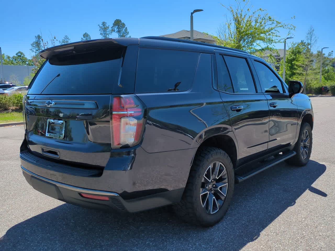 View vehicle photo 6