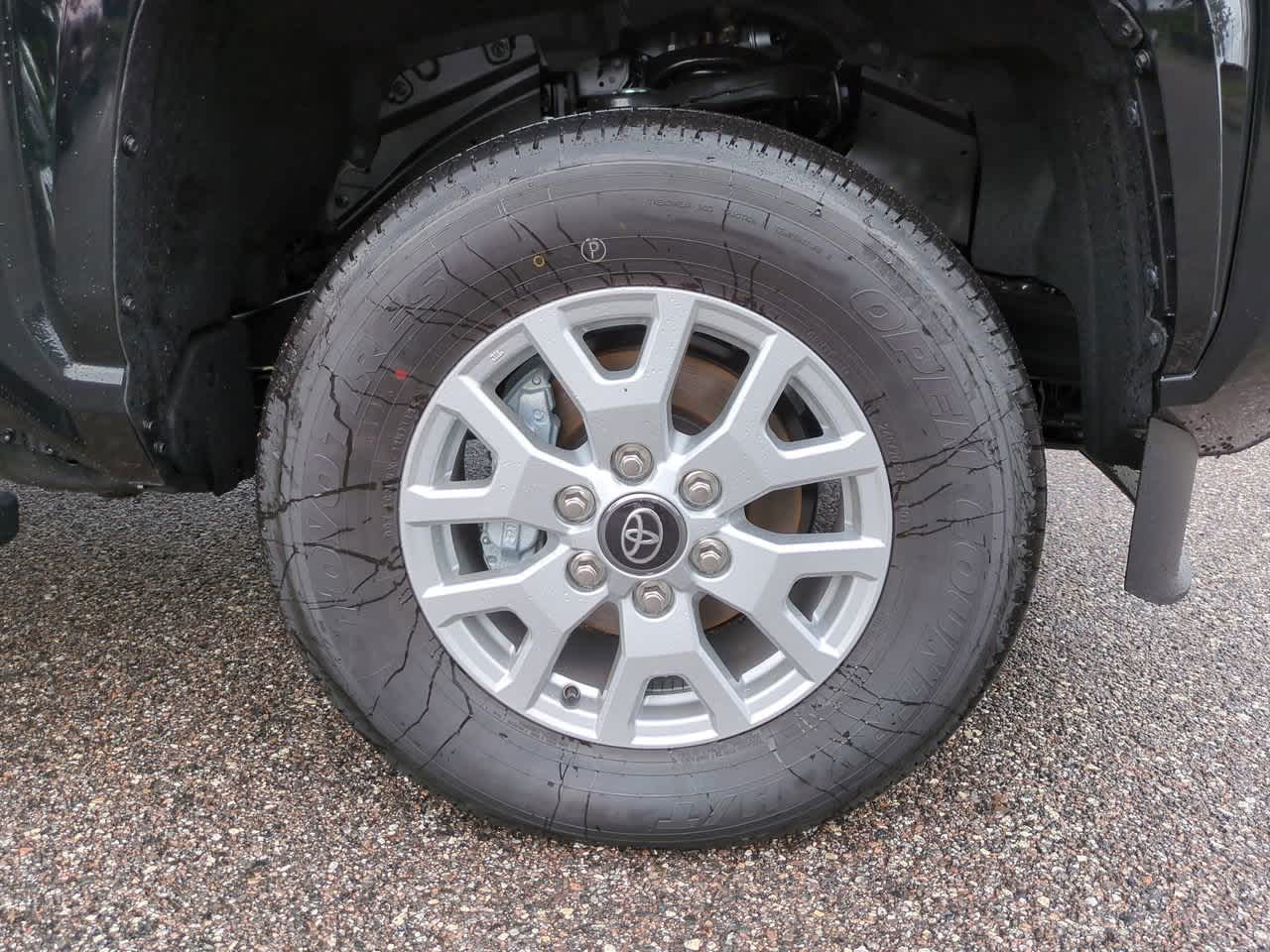 2025 Toyota Tacoma SR5 Double Cab photo 8
