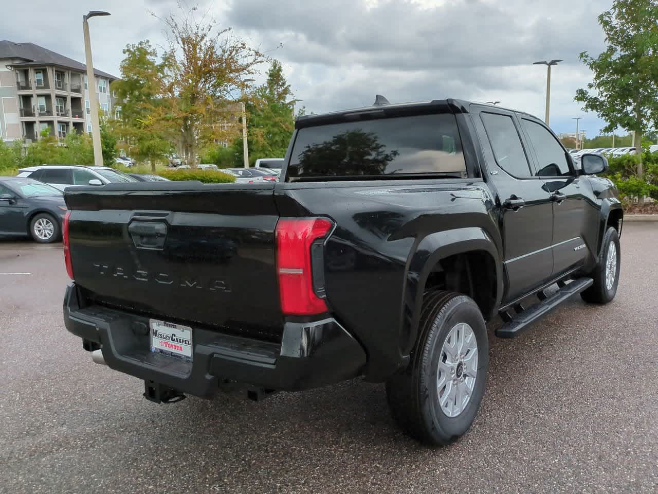 2025 Toyota Tacoma SR5 Double Cab photo 3