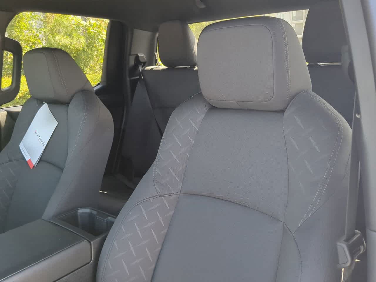 2025 Toyota Tacoma SR5 Double Cab photo 6