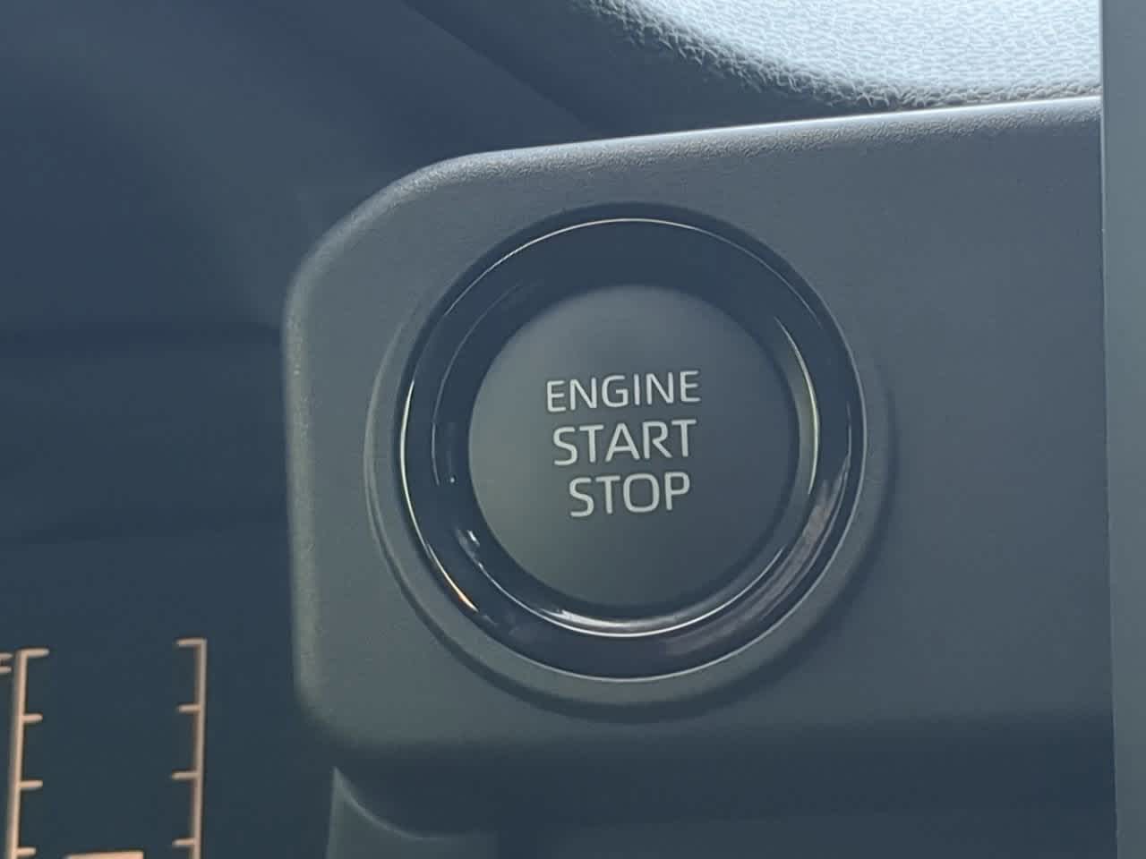2025 Toyota Tacoma SR5 Double Cab photo 22