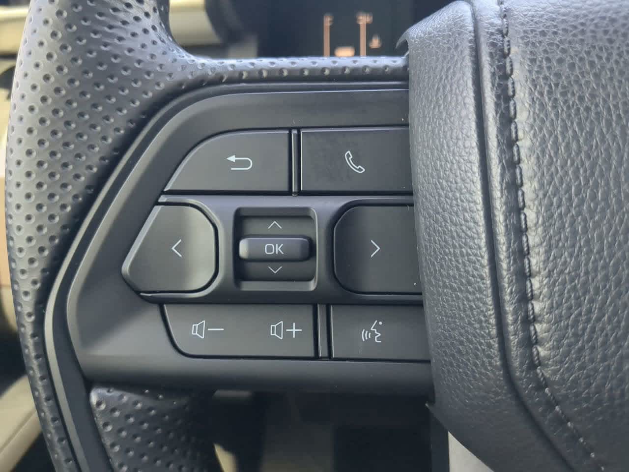 2025 Toyota Tacoma SR5 Double Cab photo 19
