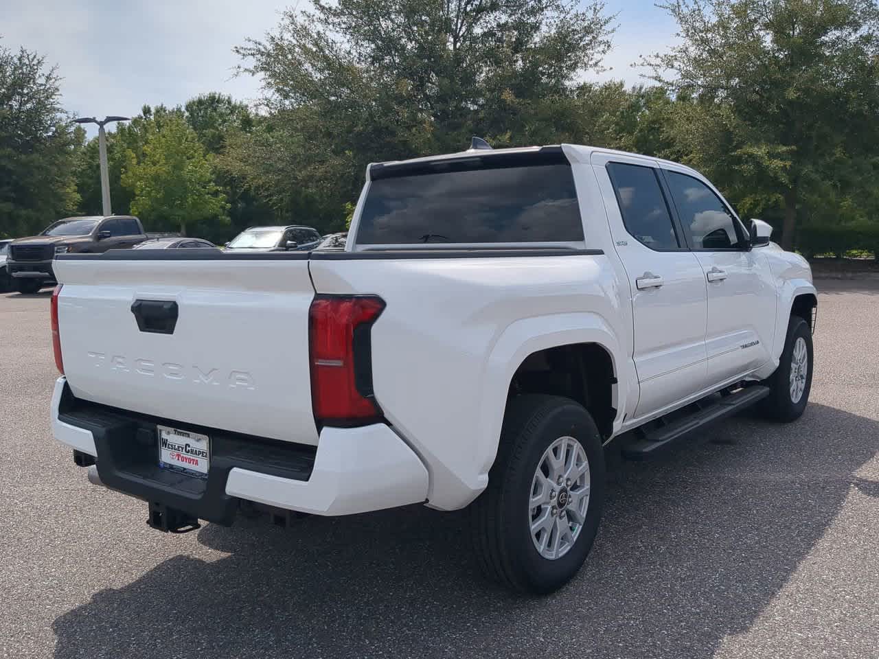 2025 Toyota Tacoma SR5 Double Cab photo 7