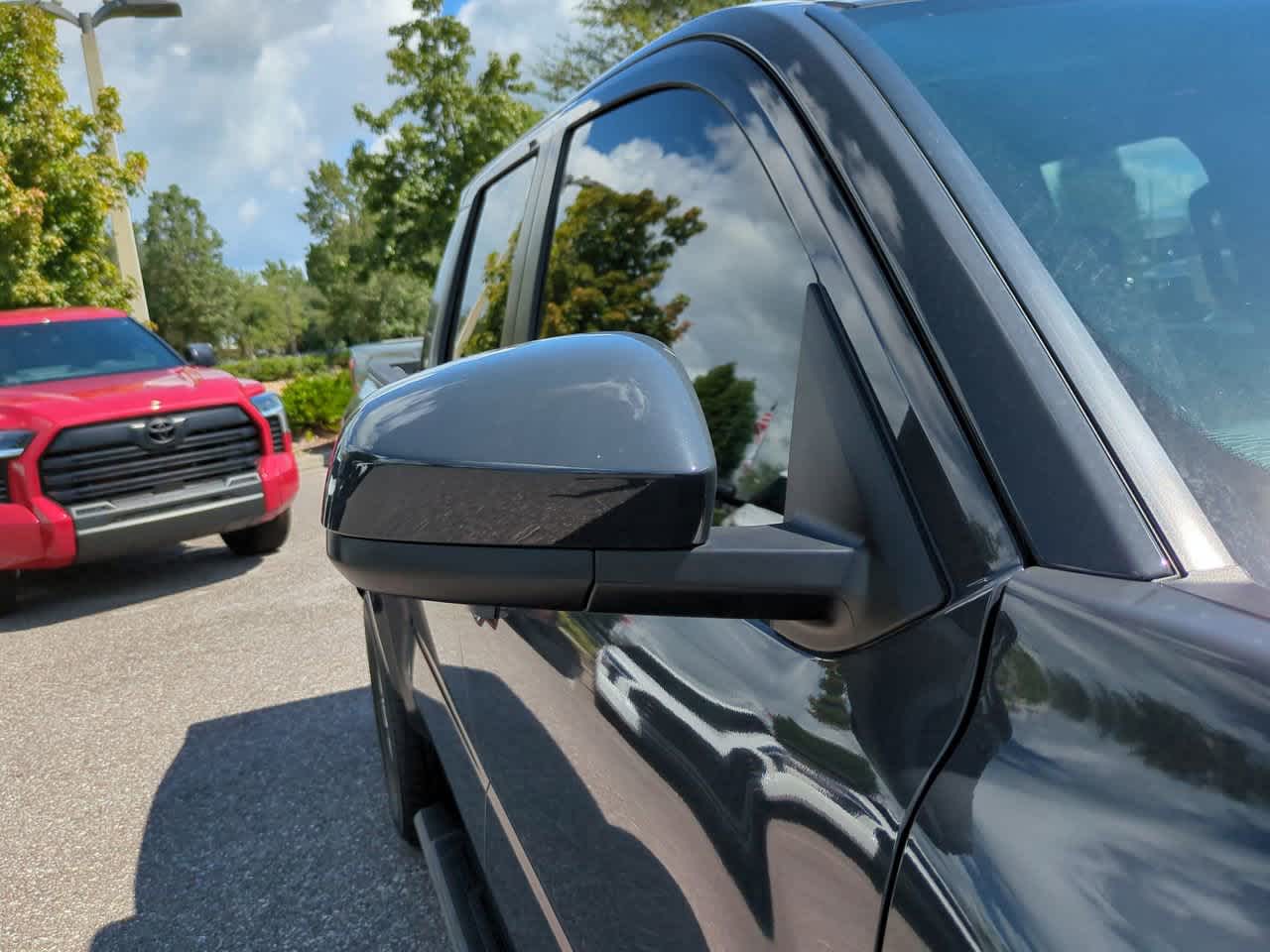 2025 Toyota Tacoma SR5 Double Cab photo 9