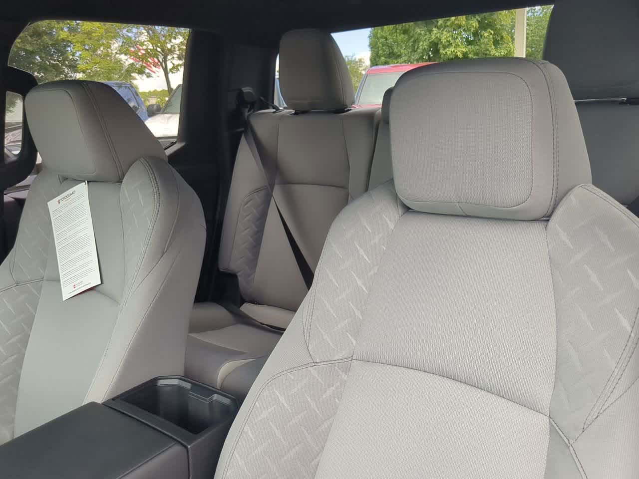 2025 Toyota Tacoma SR5 Double Cab photo 9