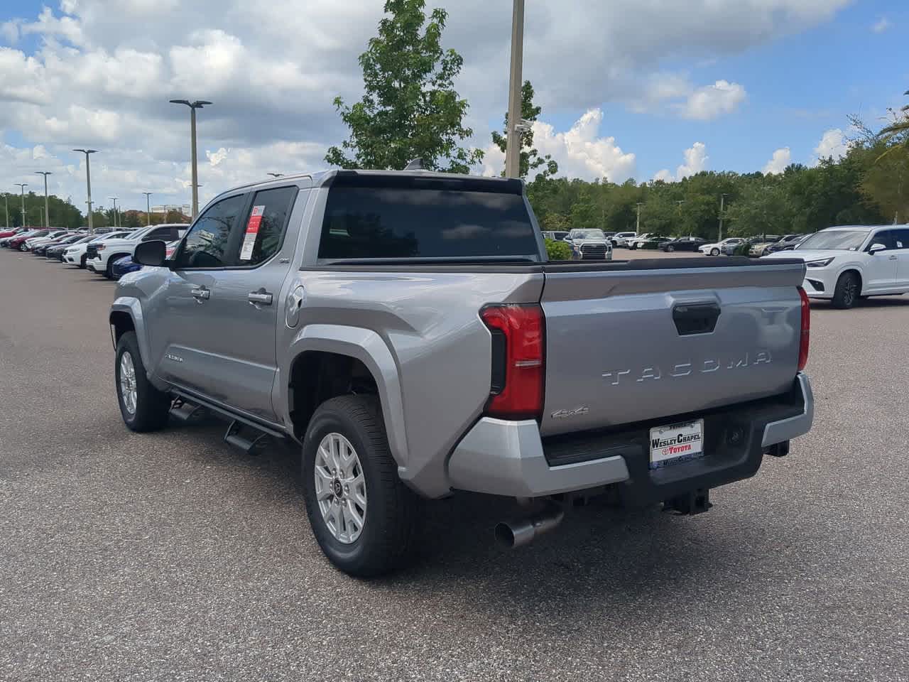 2025 Toyota Tacoma SR5 Double Cab photo 5