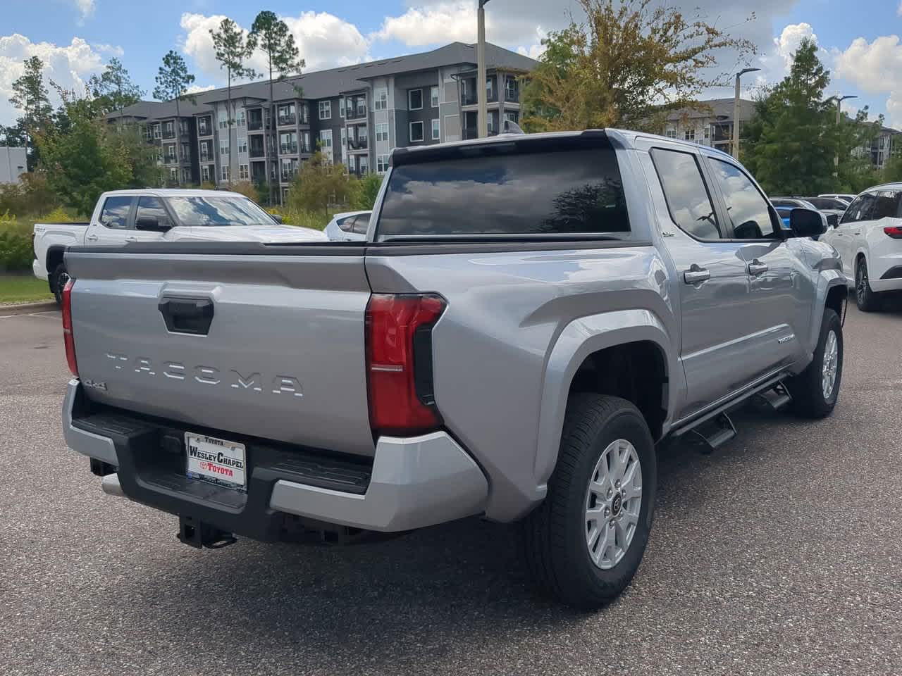 2025 Toyota Tacoma SR5 Double Cab photo 7