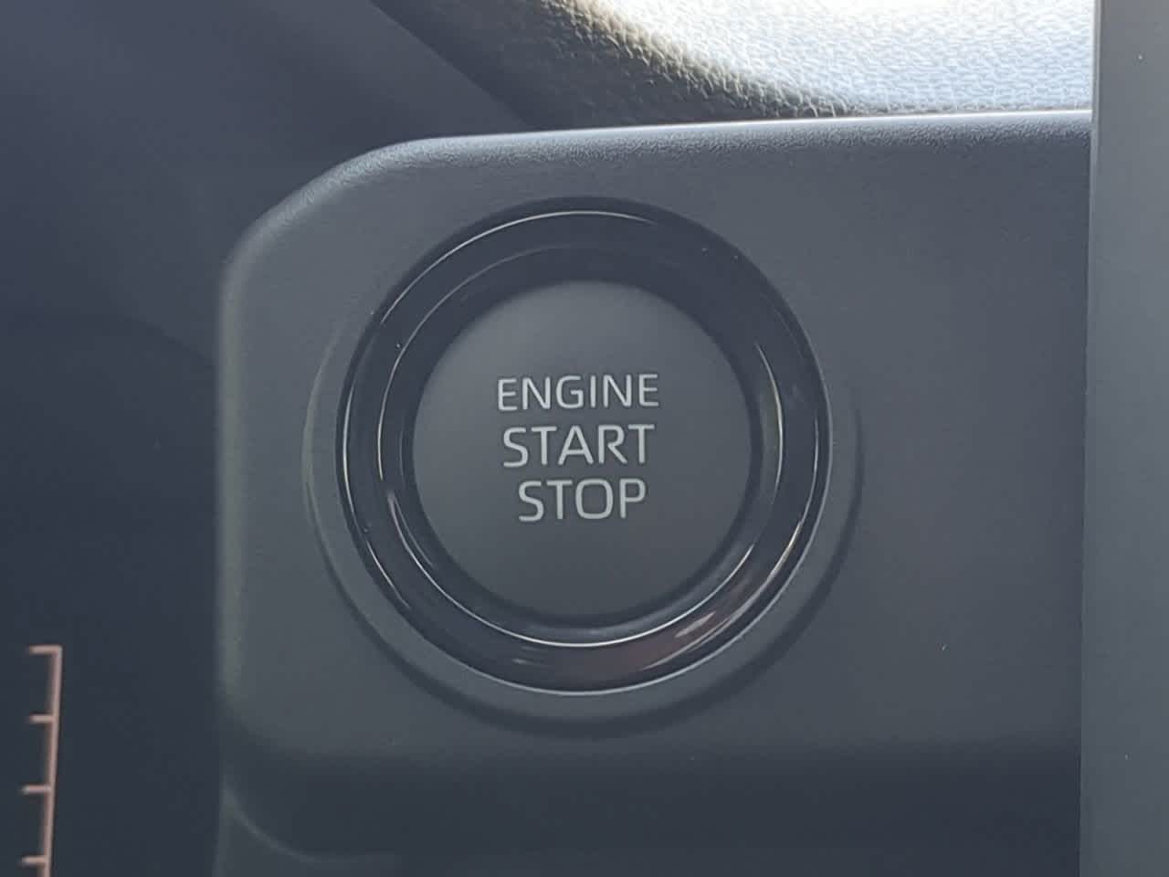 2025 Toyota Tacoma SR5 Double Cab photo 25