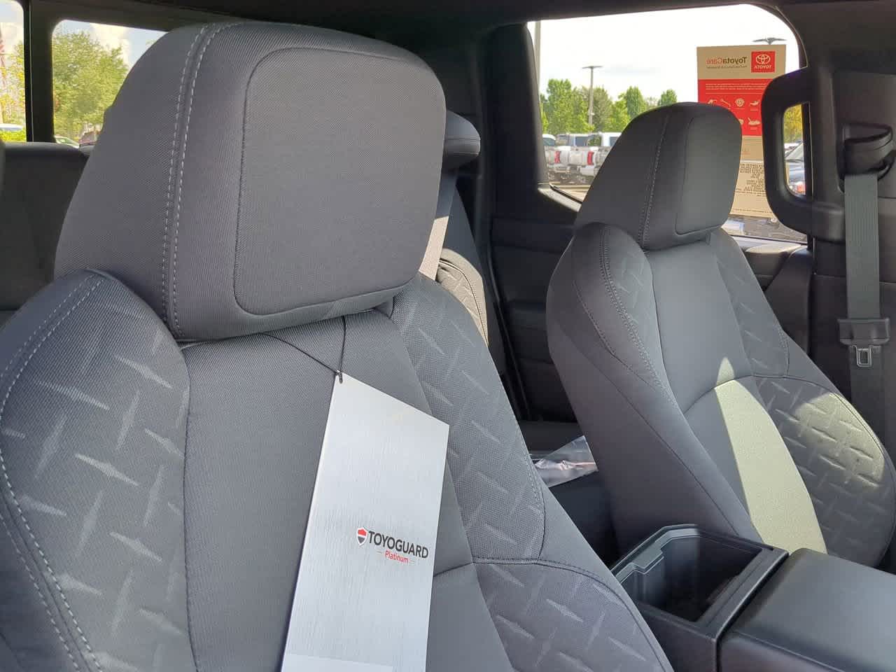 2025 Toyota Tacoma SR5 Double Cab photo 8