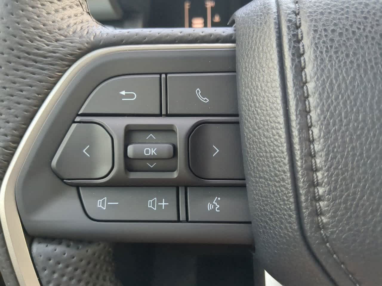 2025 Toyota Tacoma SR5 Double Cab photo 22